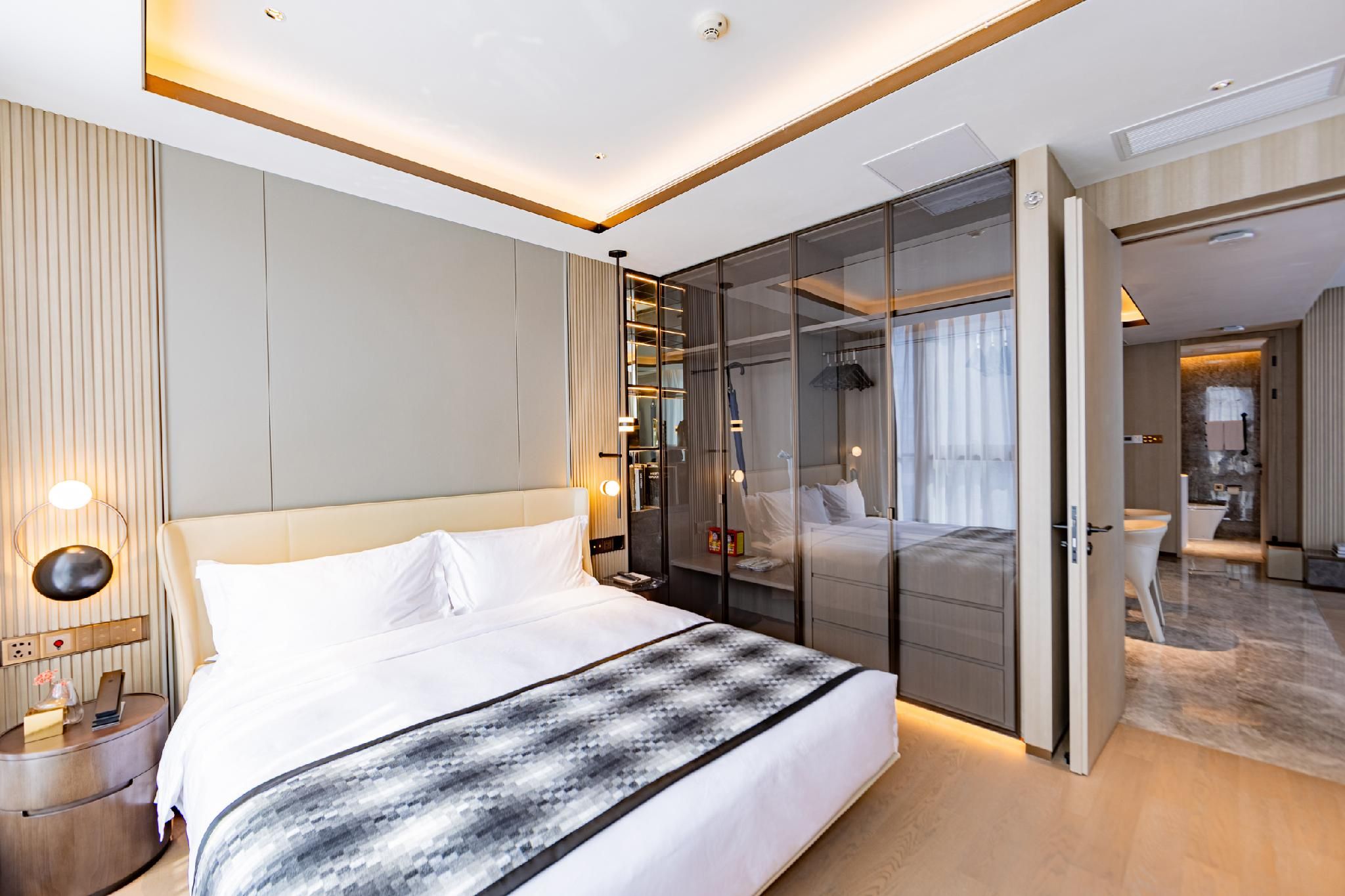 2 Bedroom Executive Suite