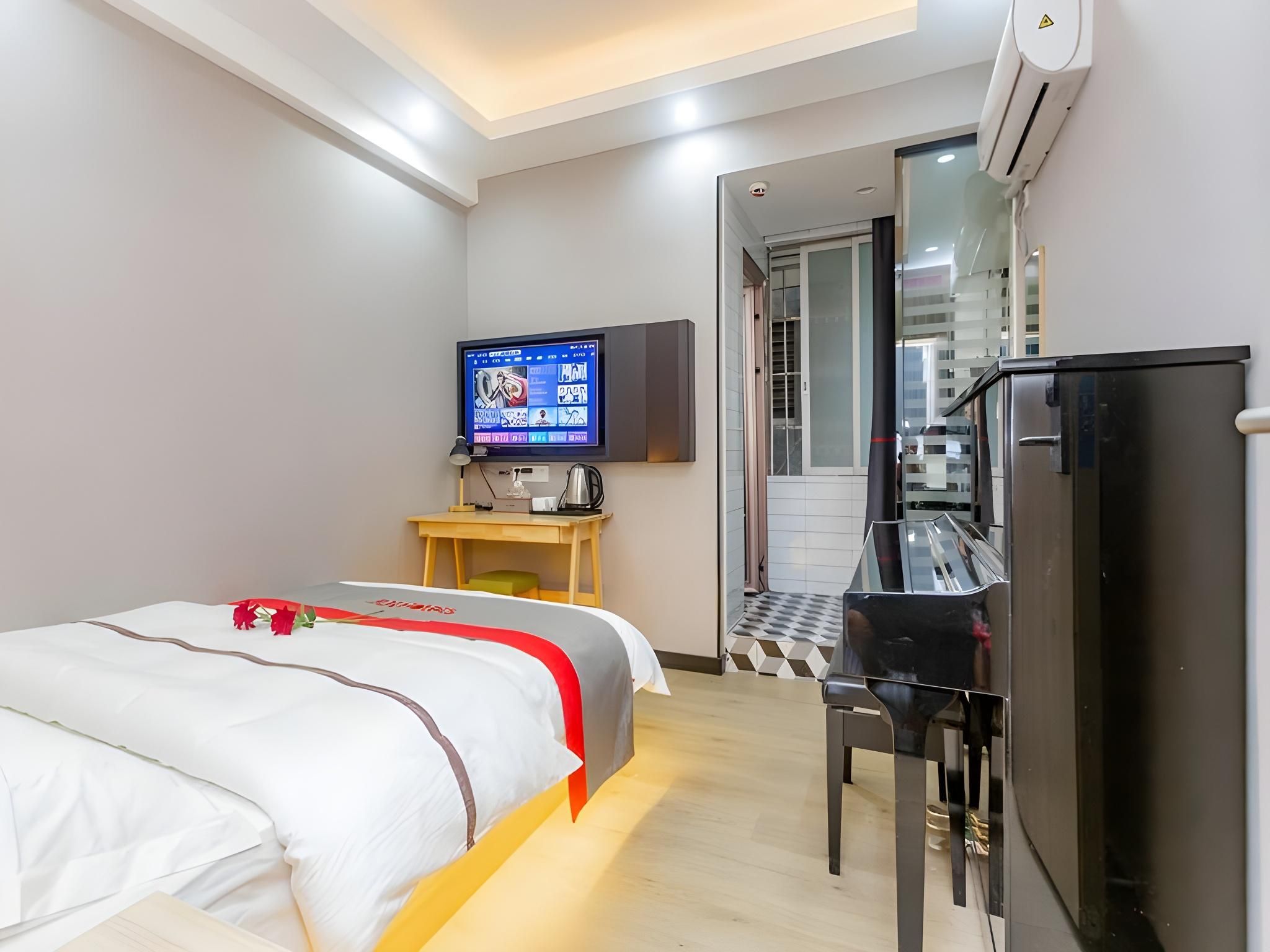 Sunmei - Artist Piano 1 Bed Room
