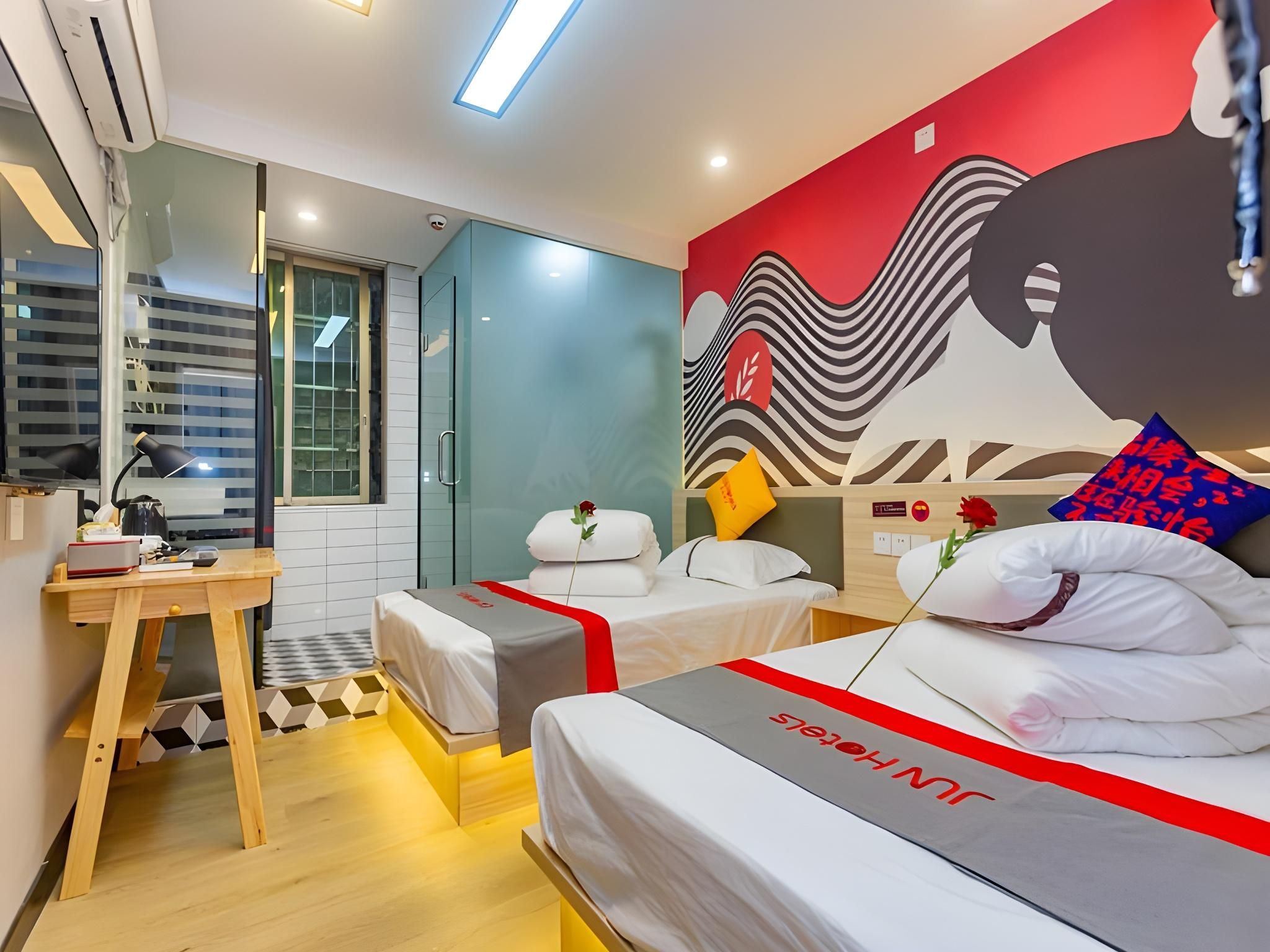 Sunmei - Business Leisure Twin Bed Room