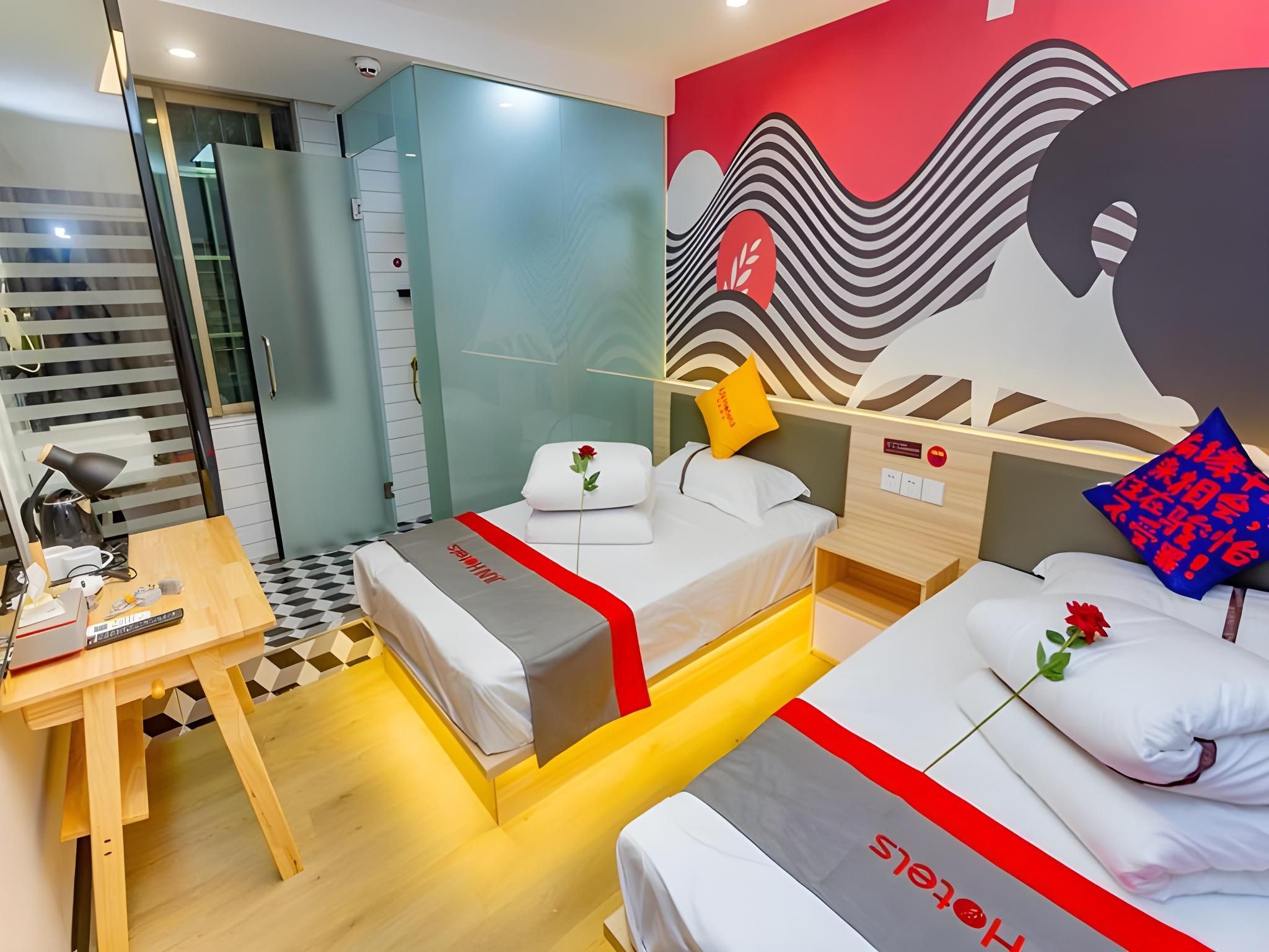 Sunmei - Business Leisure Twin Bed Room