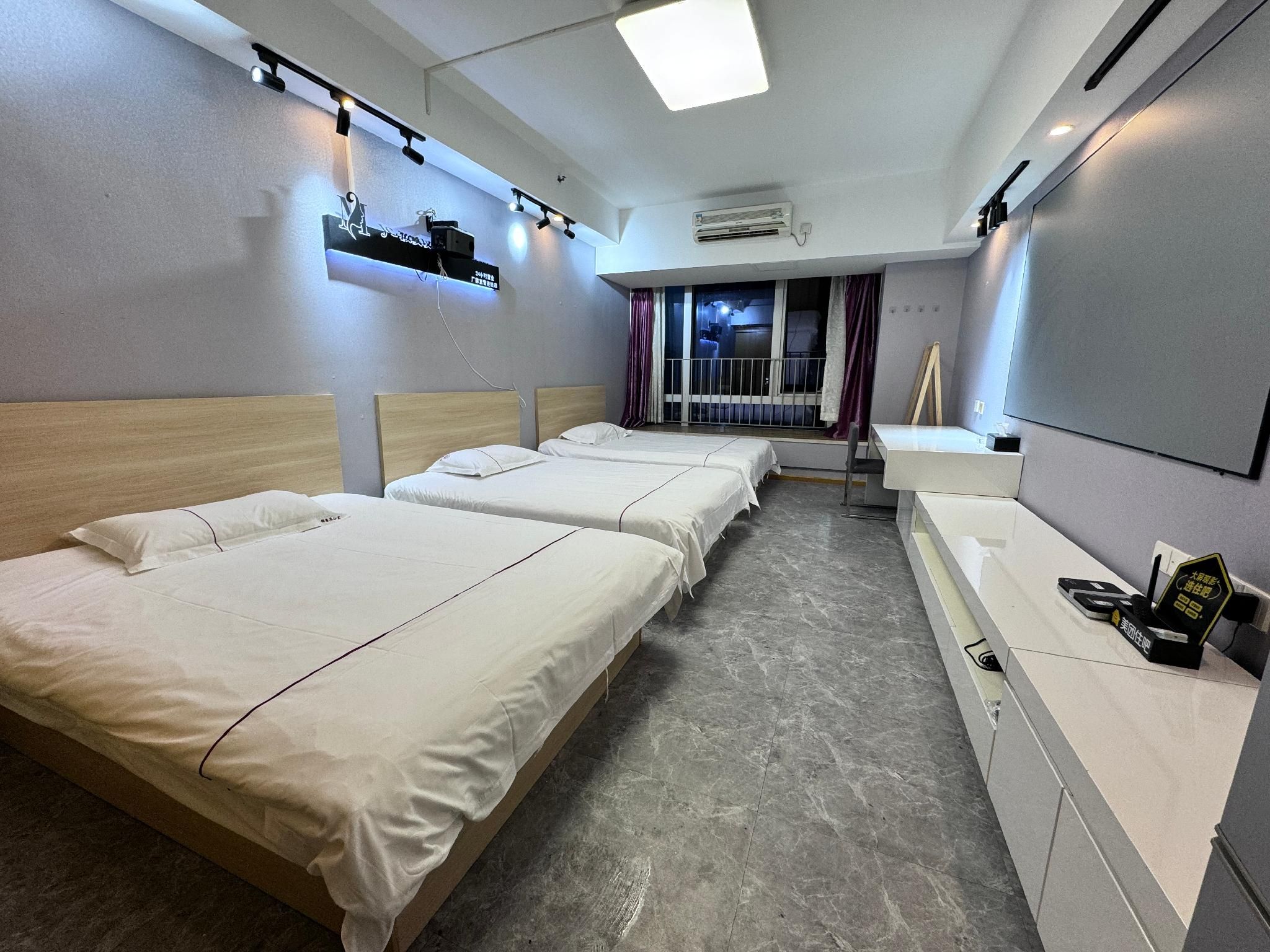 Comfort Triple Room with Shower
