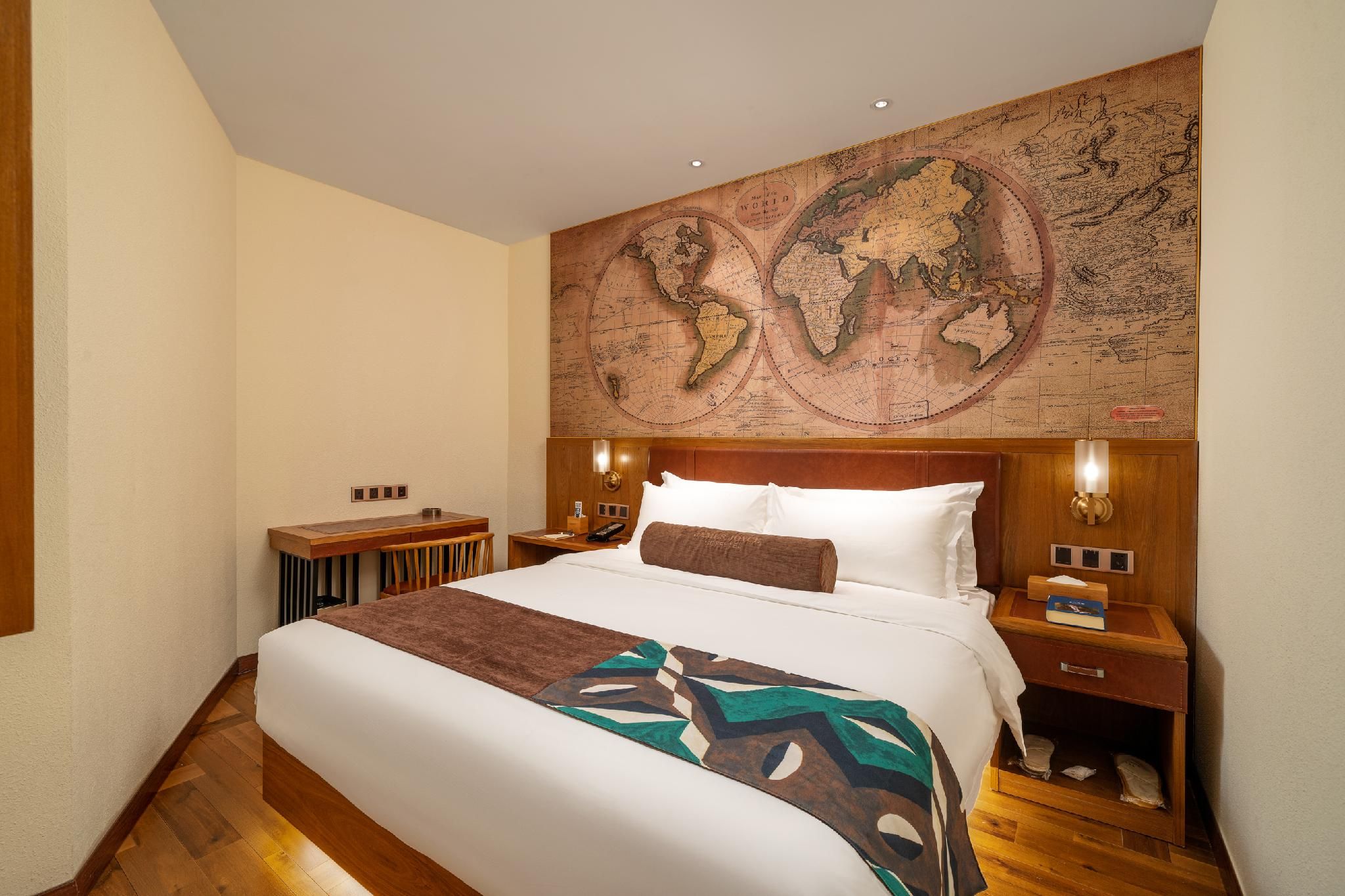 James Joyce - Feifan Experience Room