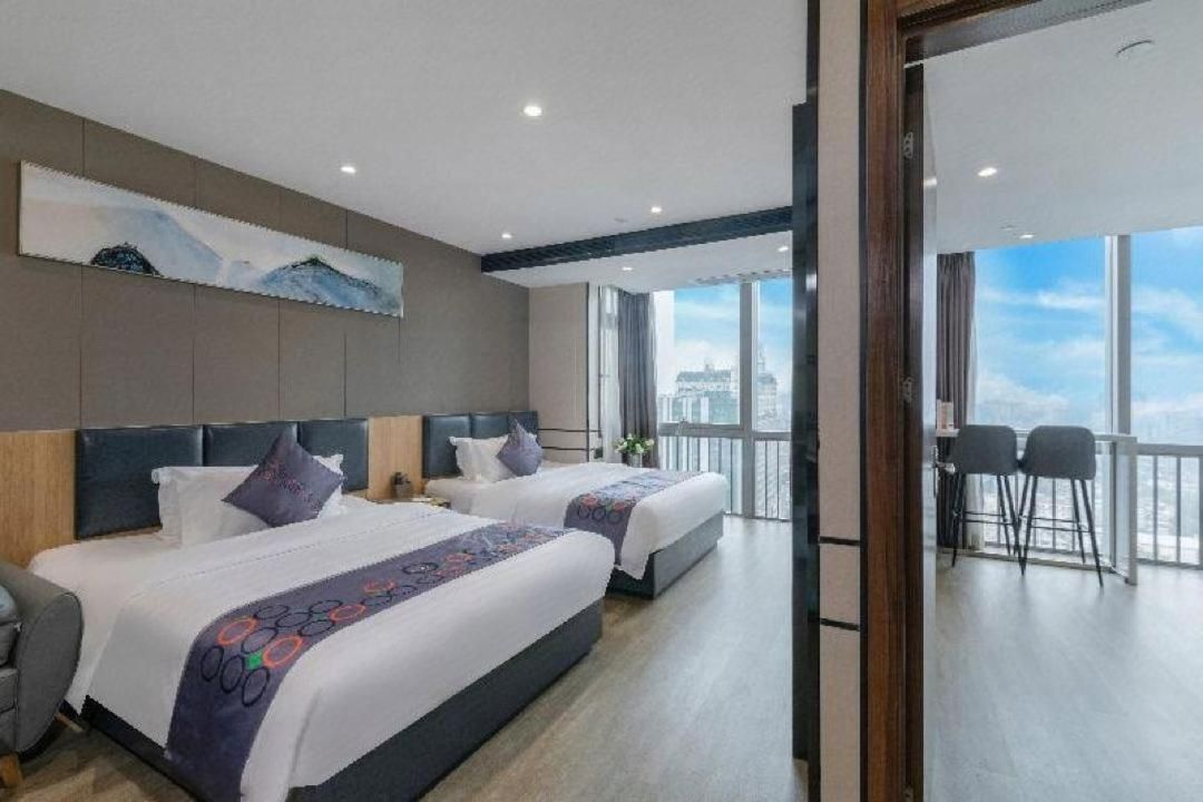 Comfort Triple Room