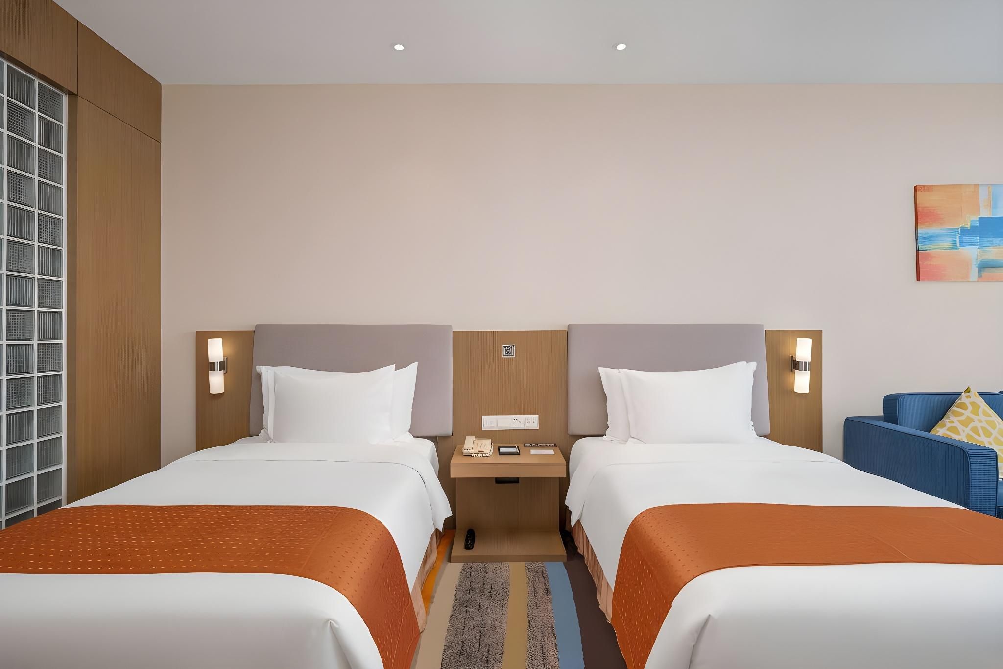 Select Twin Room