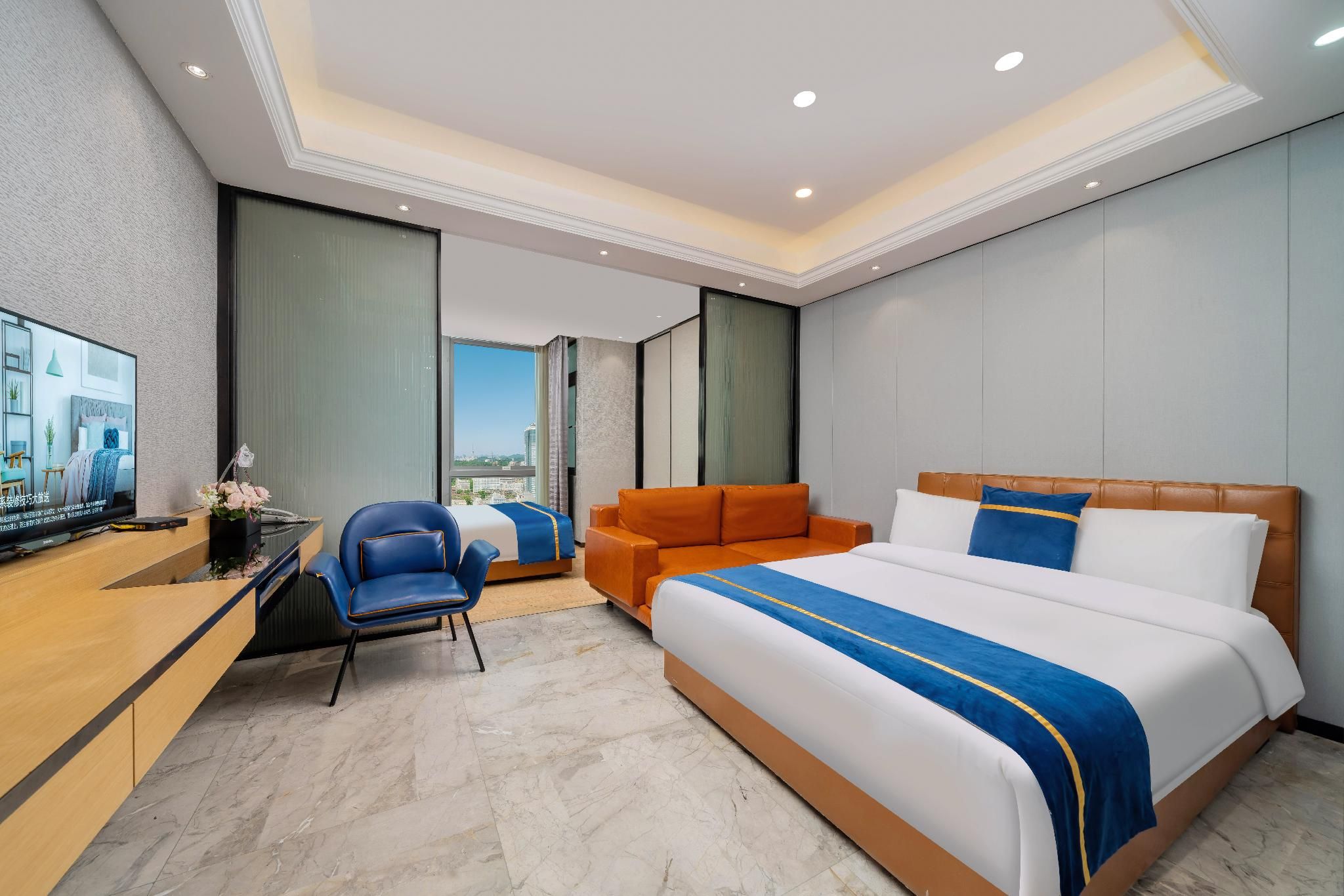 Deluxe Suite with Twin Bed