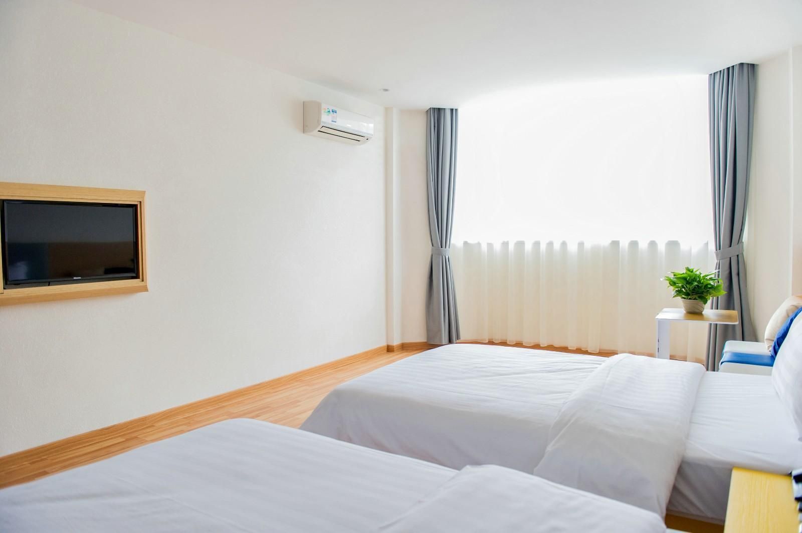 2 Bed Twin Superior Room