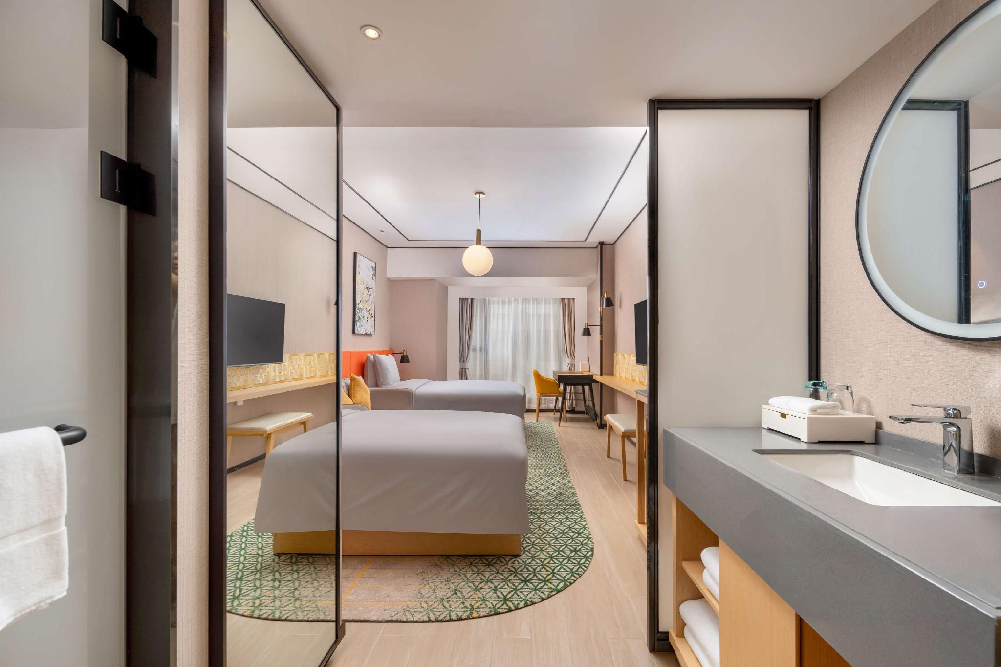 King Guest Room High Floor