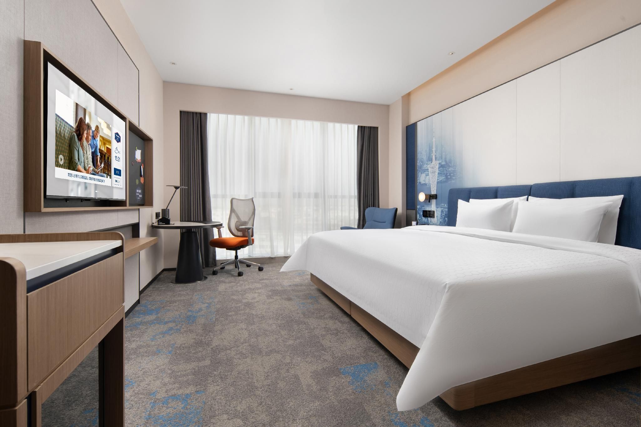 Hollywood Double Room with 2 Combined Single Beds and Shower