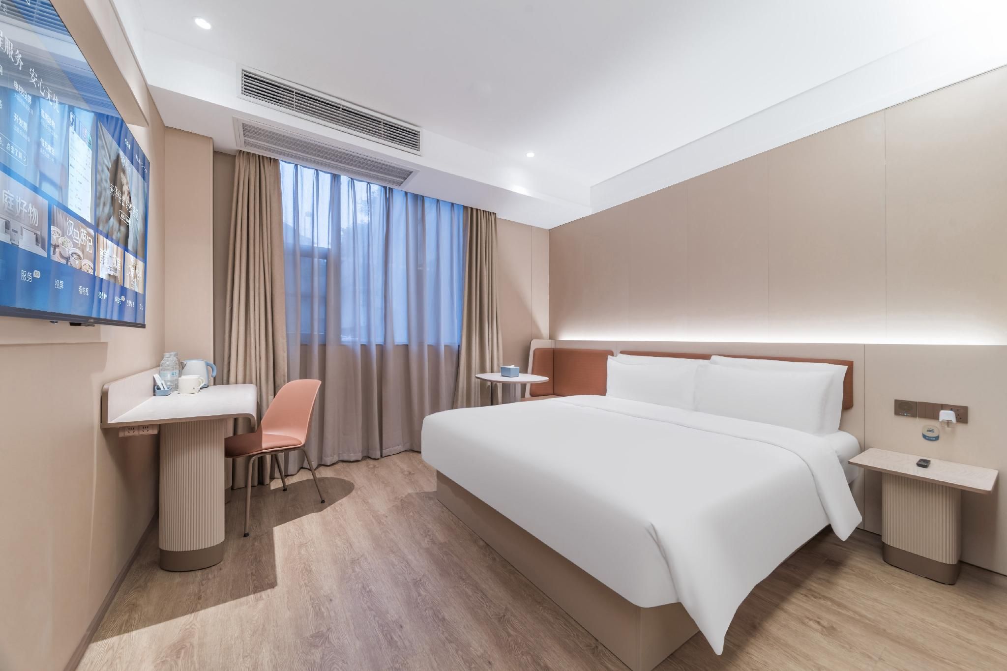 Superior Room Queen