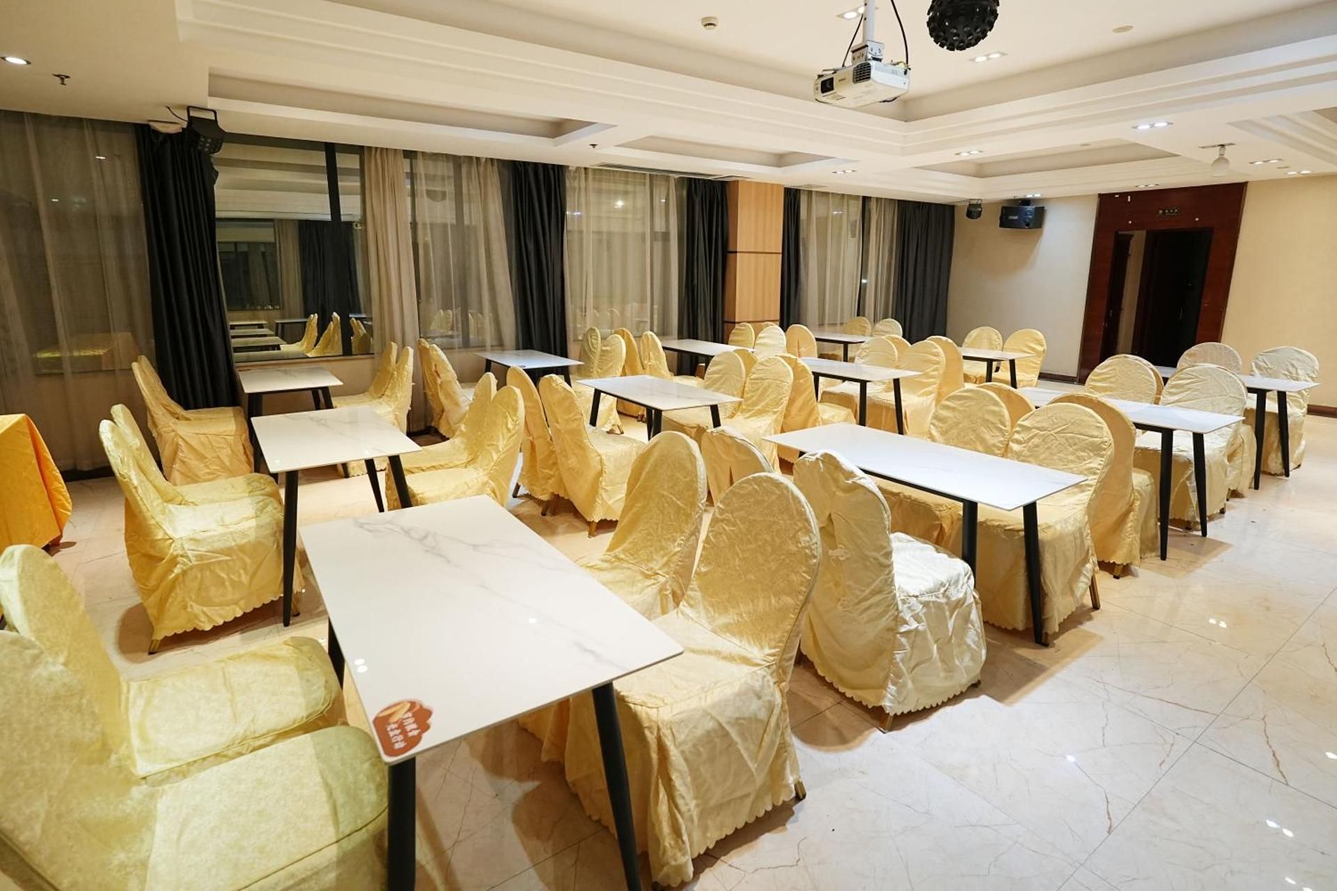 meeting room / ballrooms