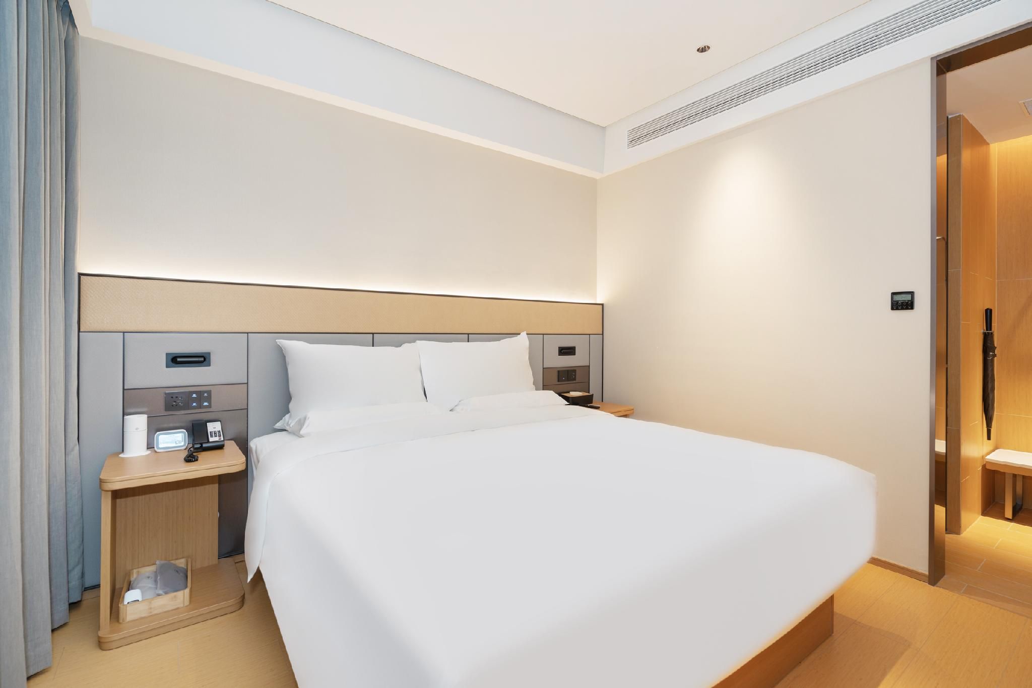 Huazhu - Superior Bed Room A