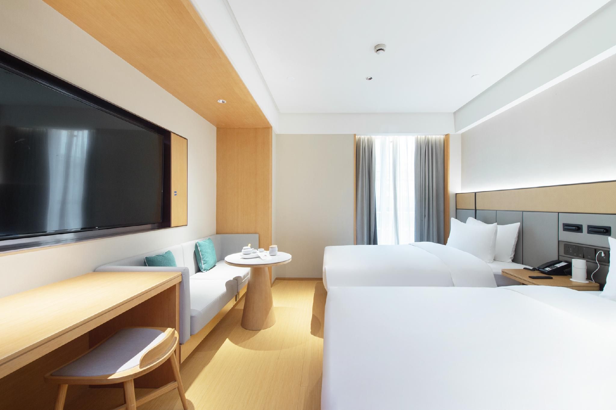 Twin Bed Room