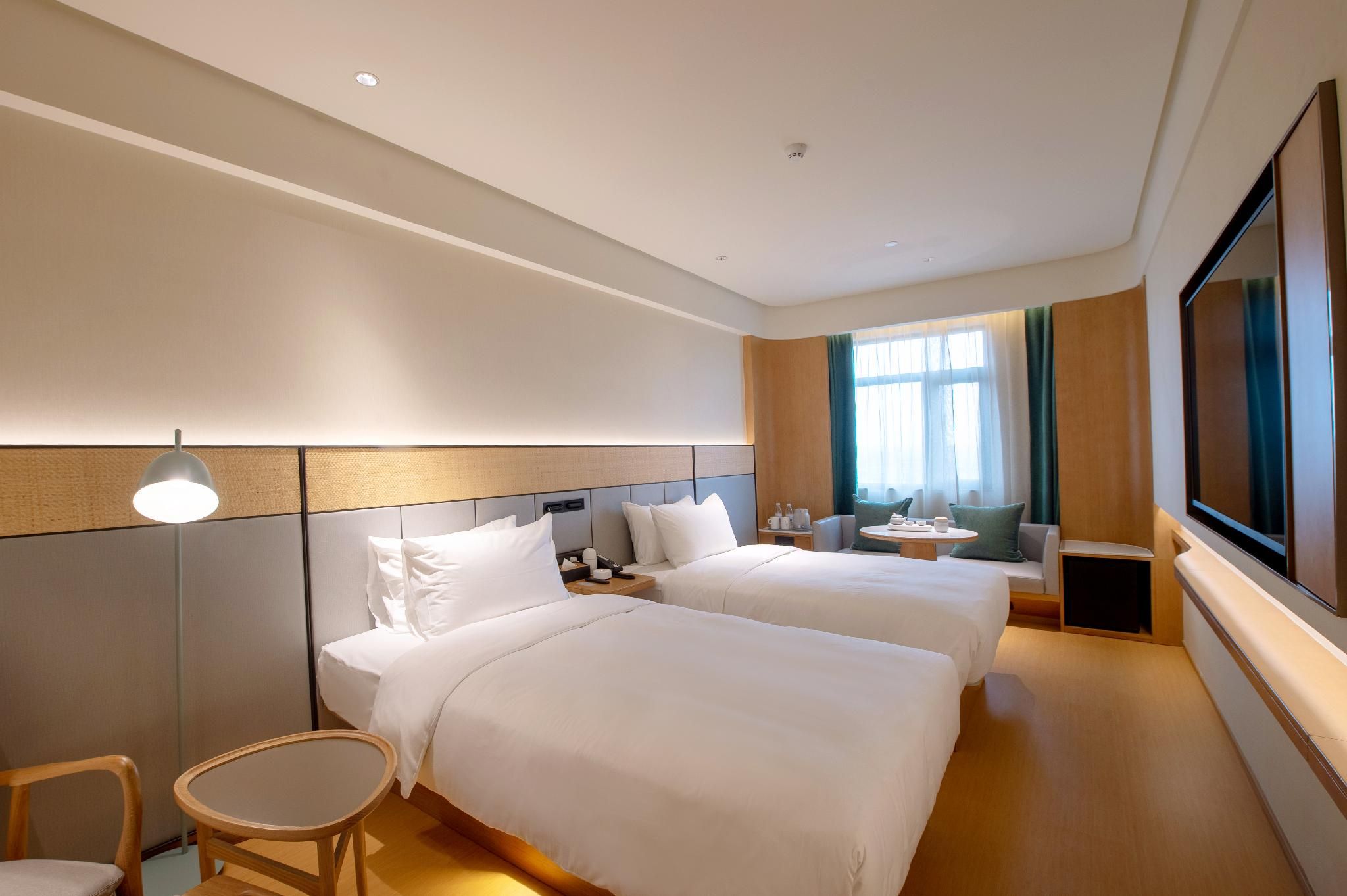 Twin Bed Room