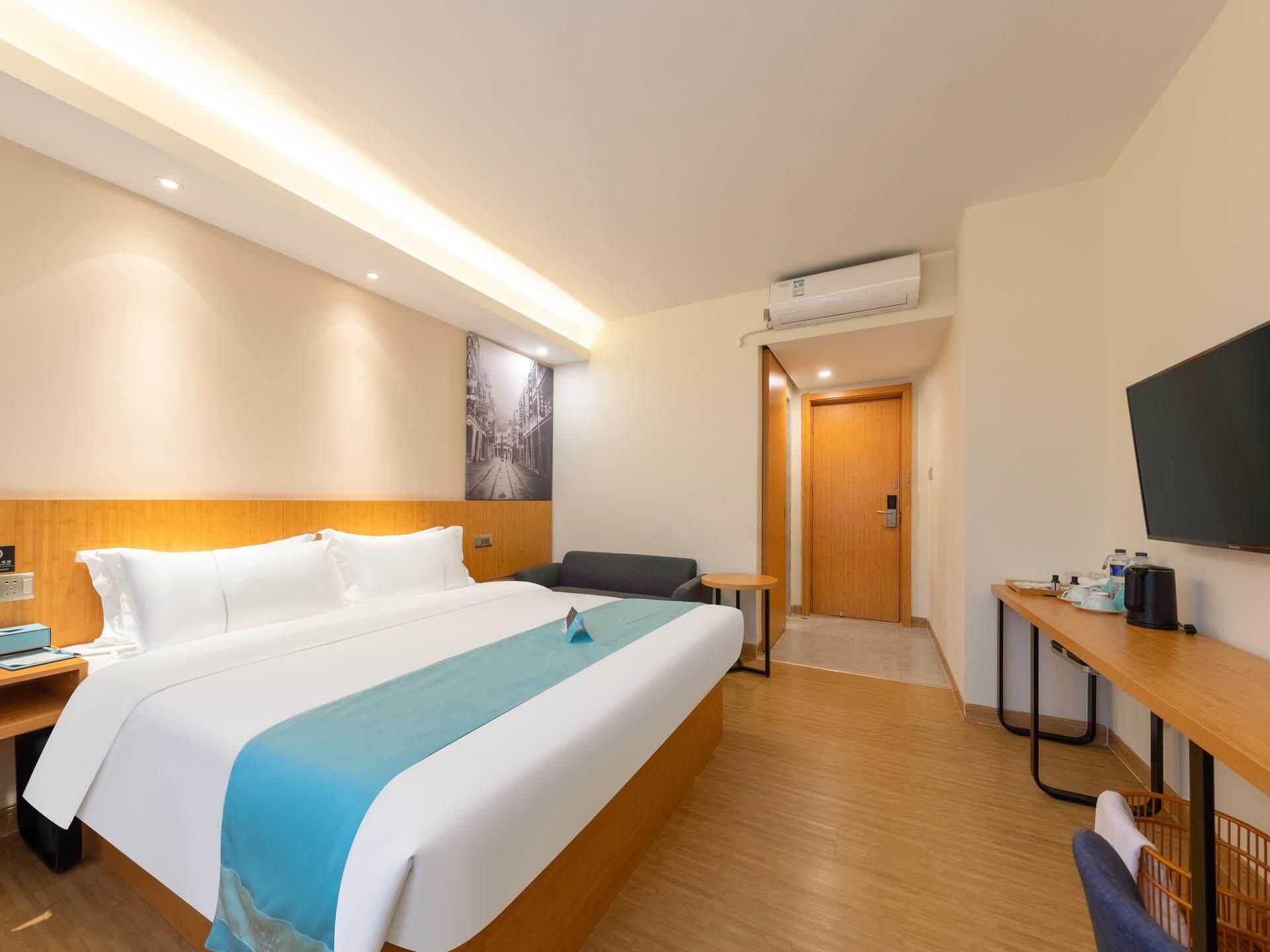 Xana - Bed Room