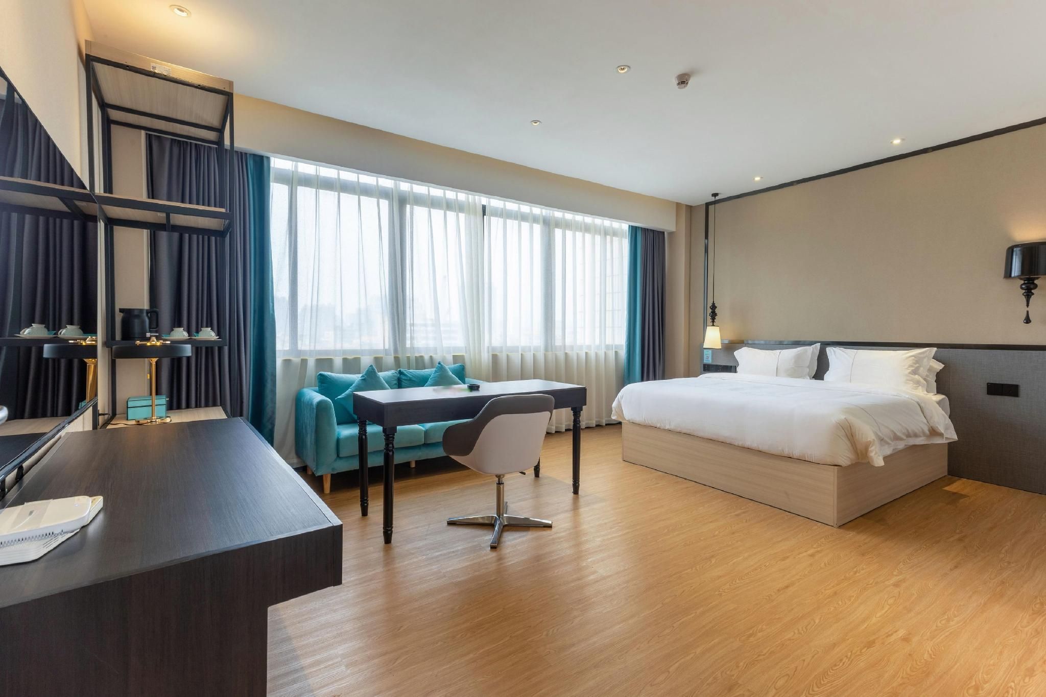 WH - Godness Romantic Bed Room