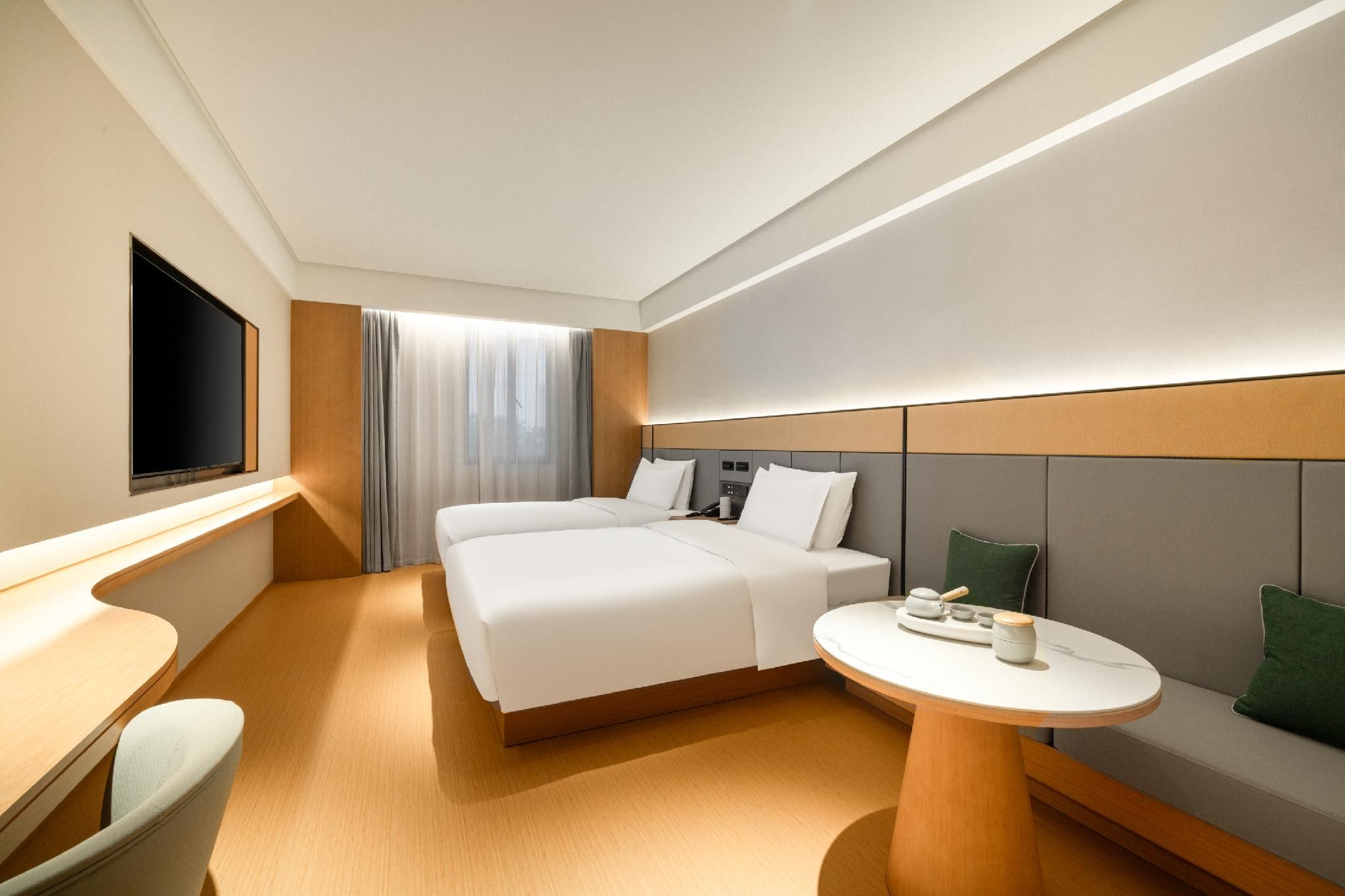 Huazhu - Family Room