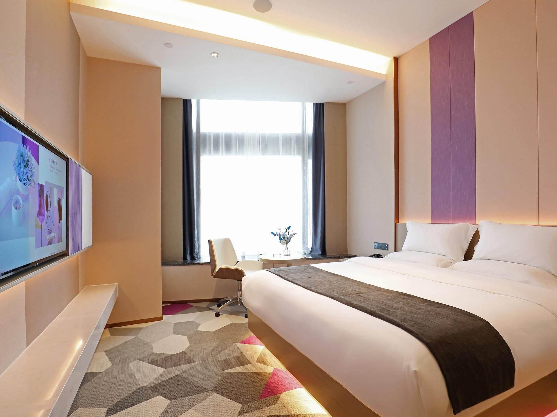 WH - Deluxe Bed Room
