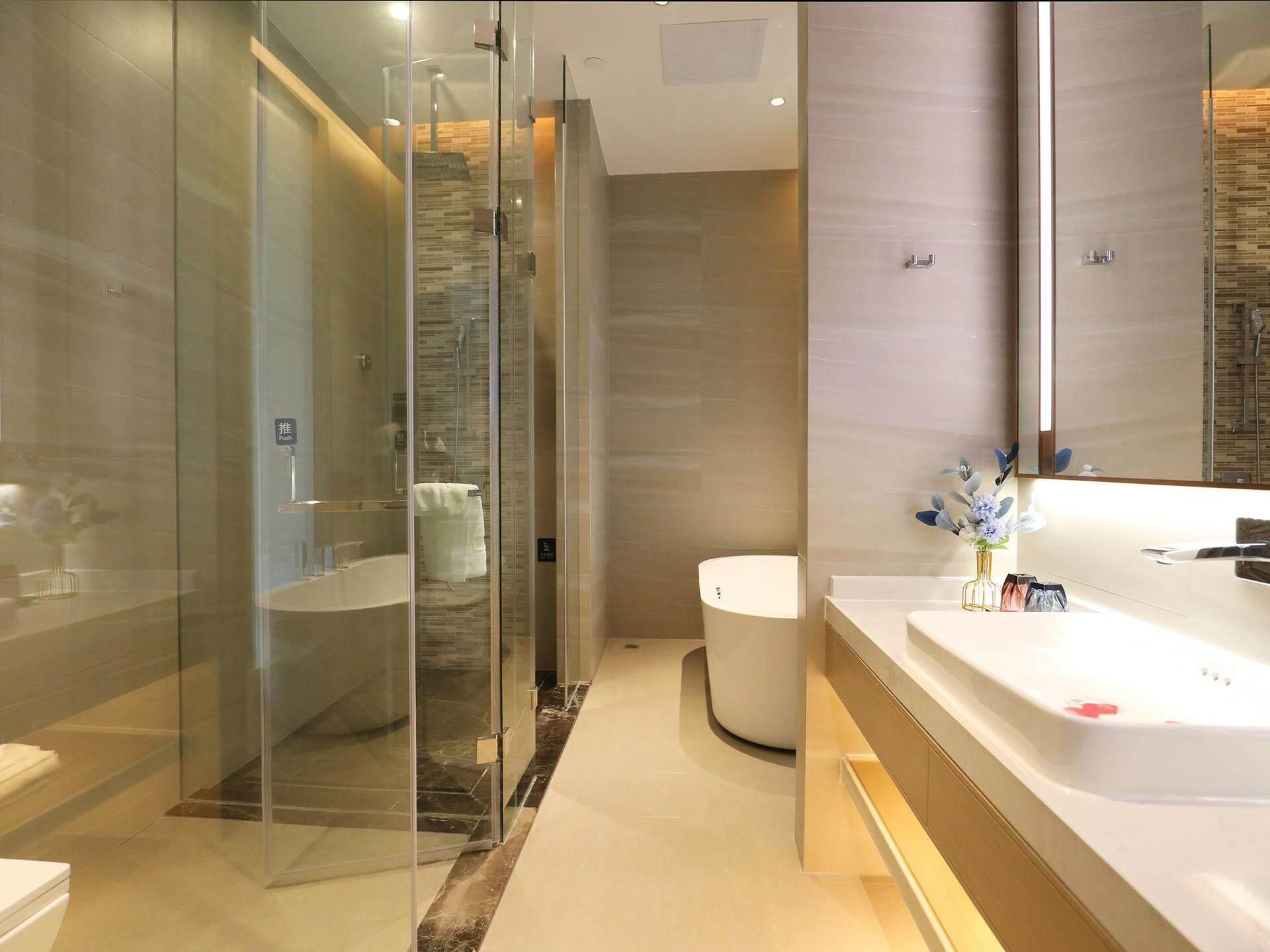 WH - Business Suite Bed Room