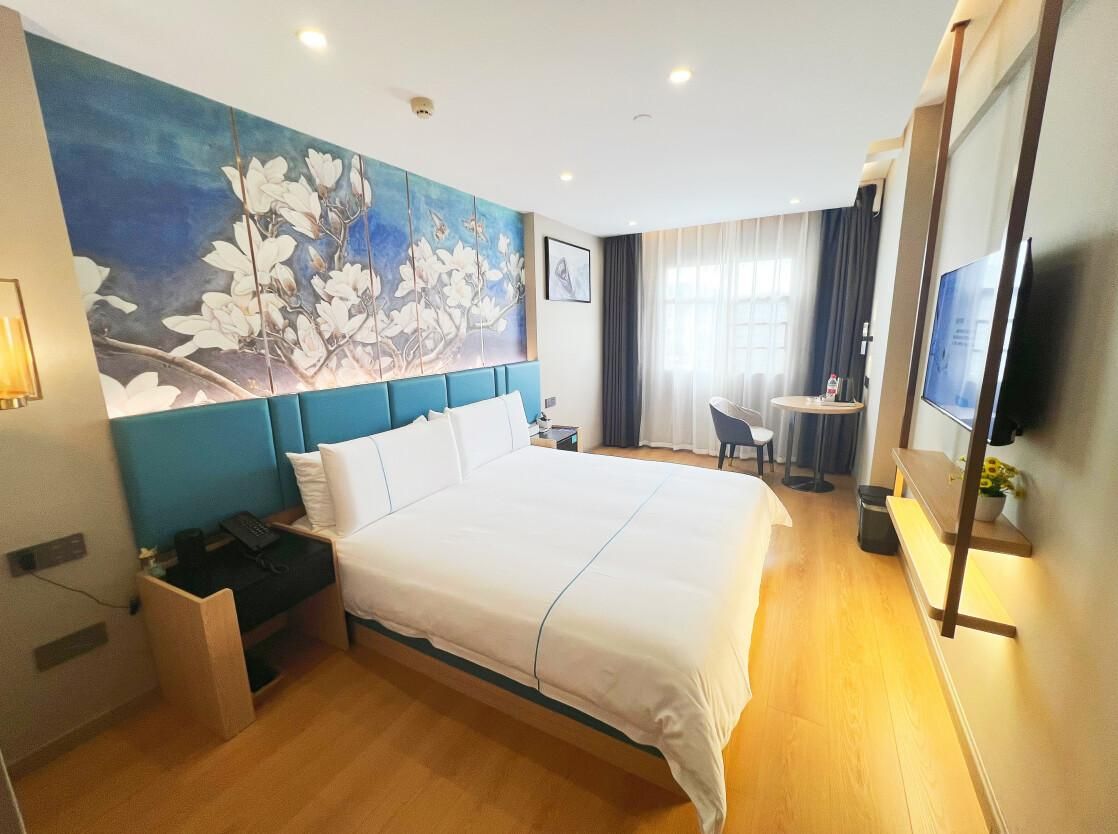 WH - Destress Shuya Bed Room