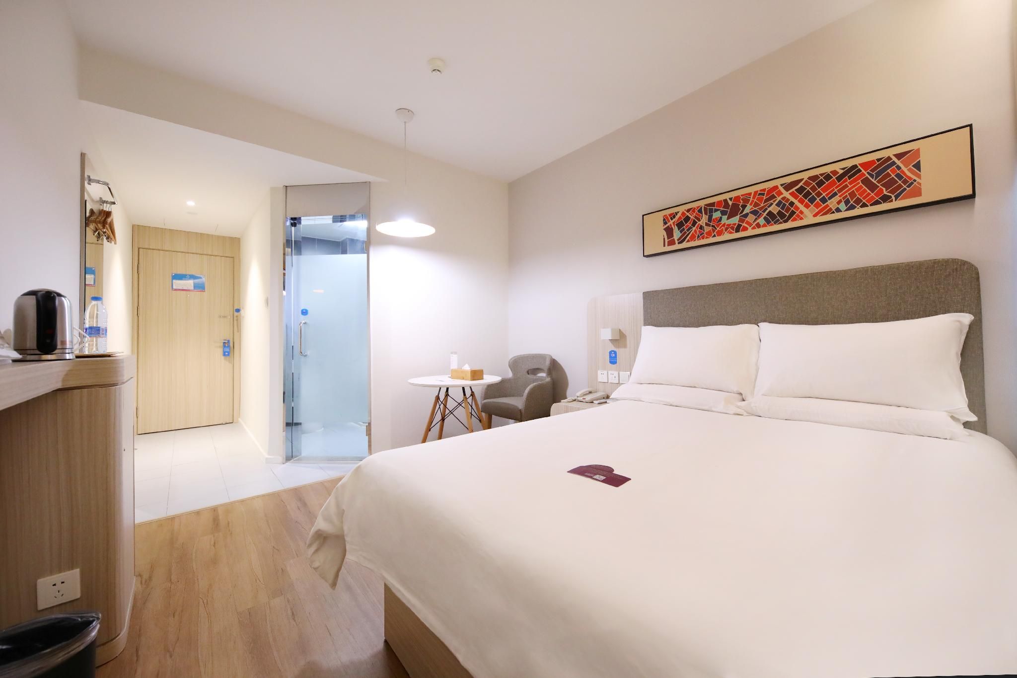 Huazhu - Superior BedRoom