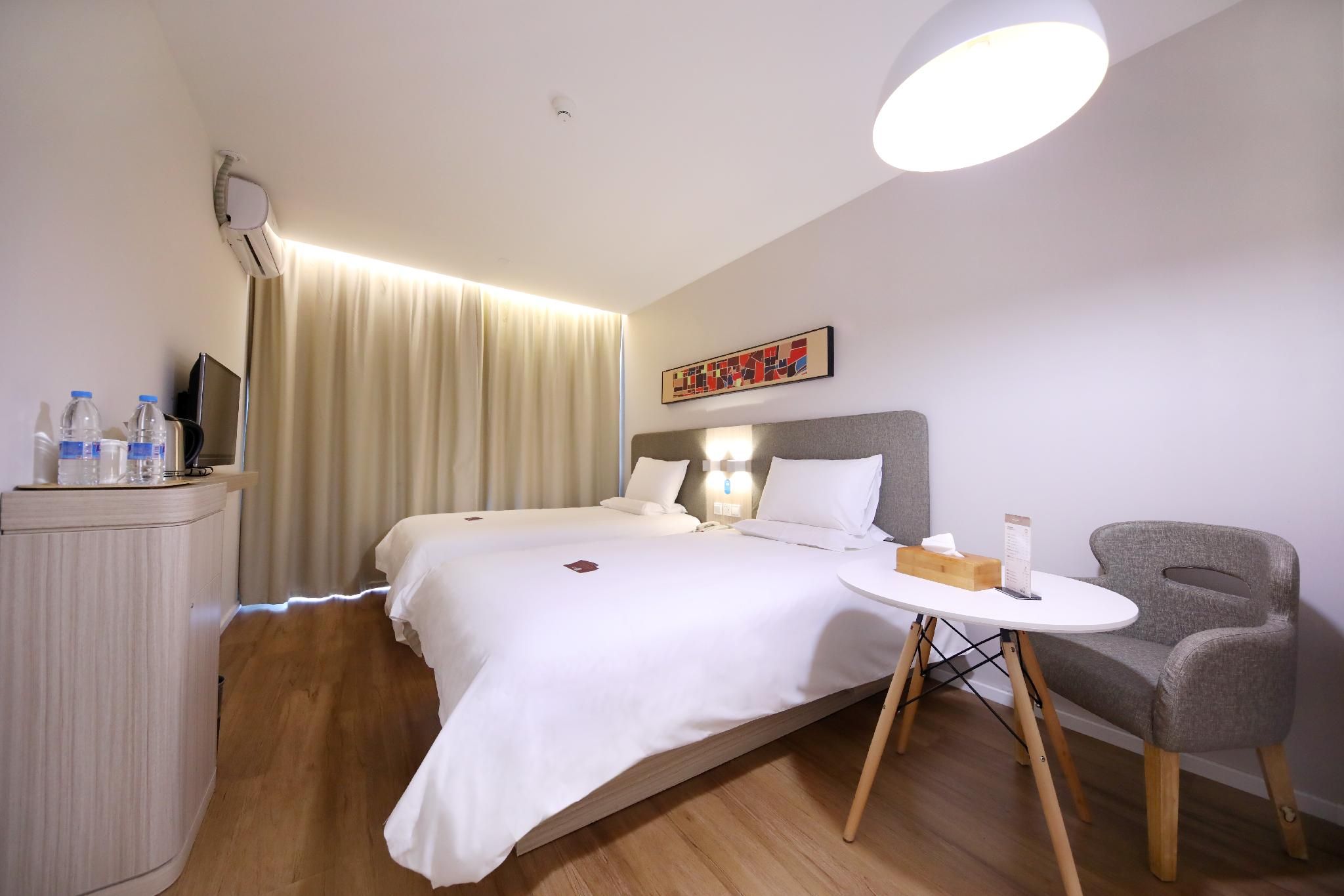 Huazhu - Twin Room