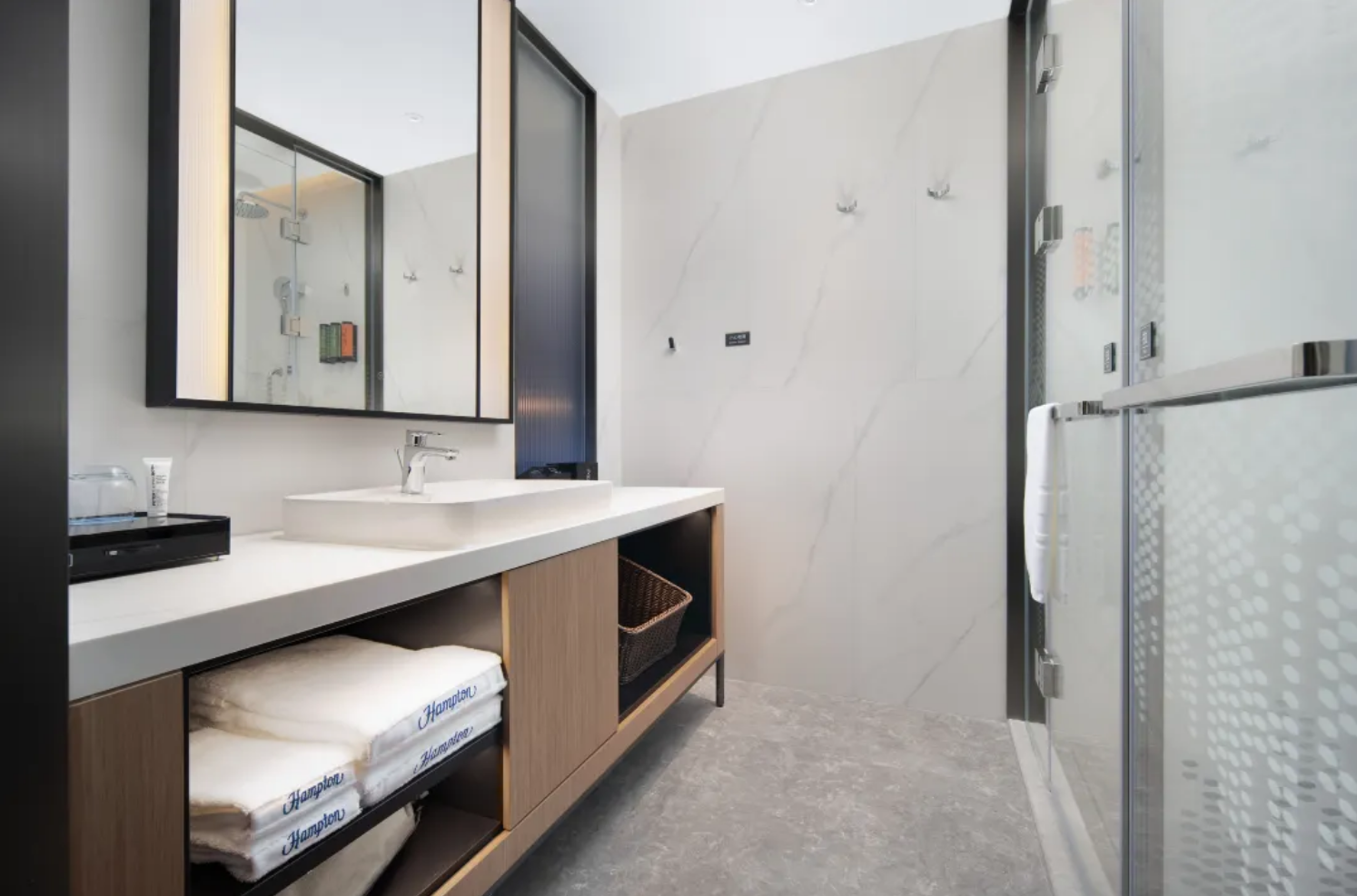 Hollywood Double Room