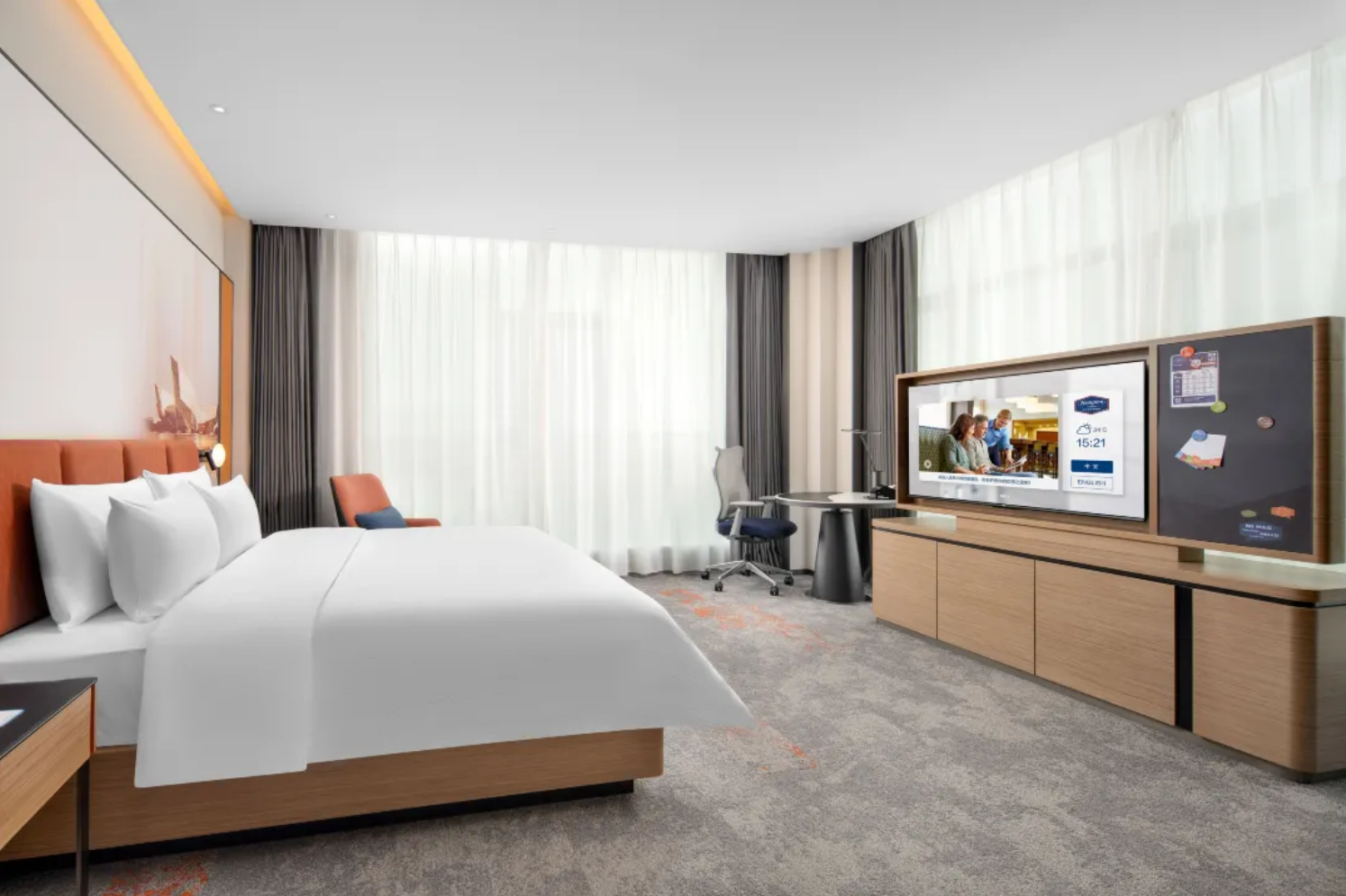 Business King Room