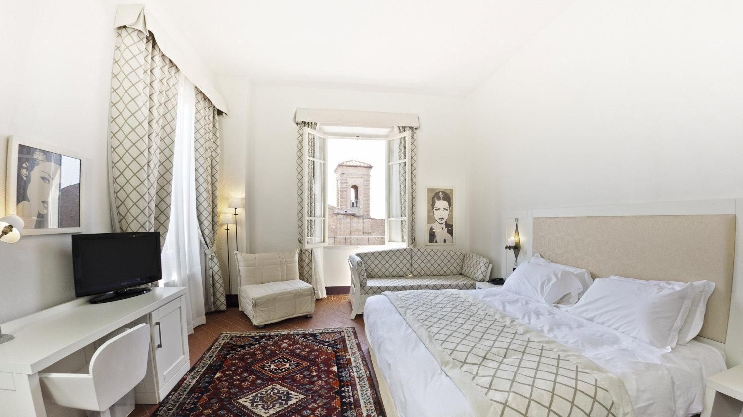 Standard Double Room with View
