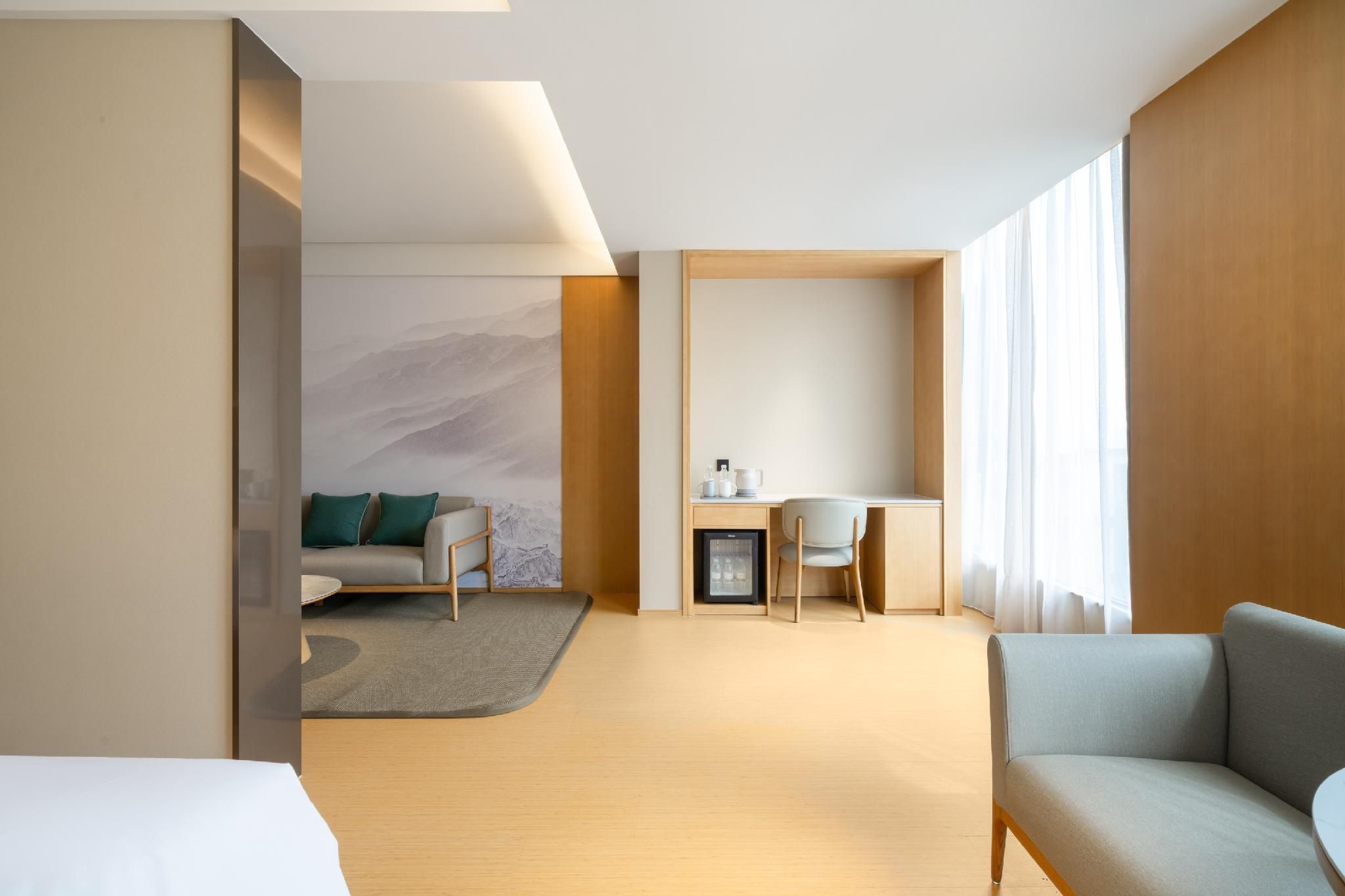 Huazhu - Suite With Twin Bed