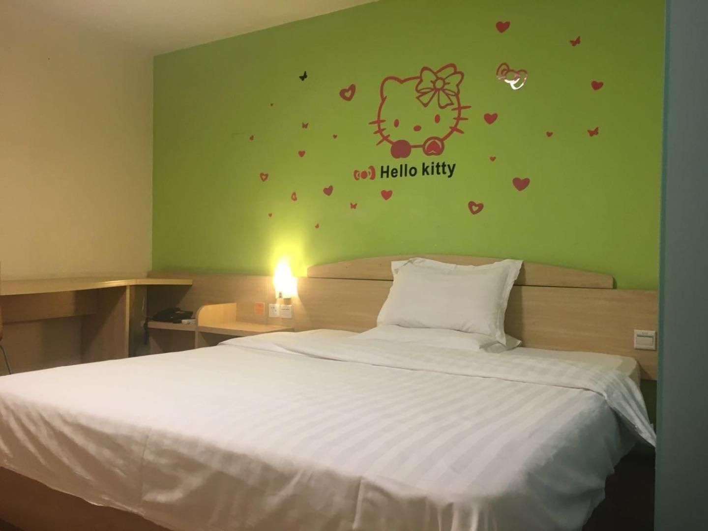 WH - Traditional Bed Room