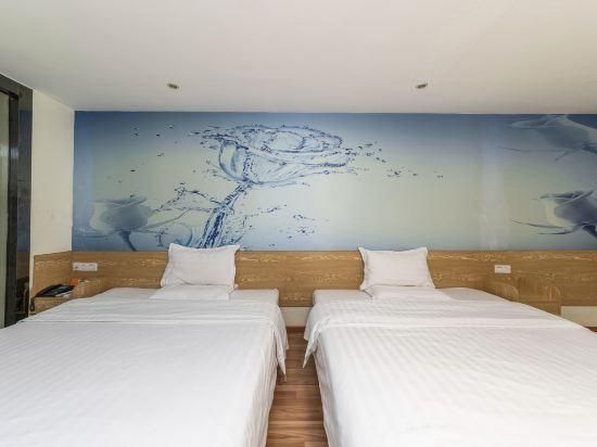 Select Twin Room