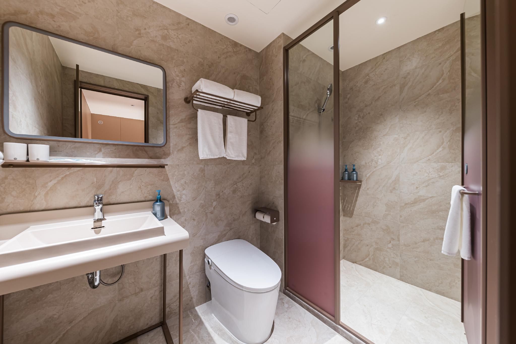 Huazhu - Superior Bed Room A