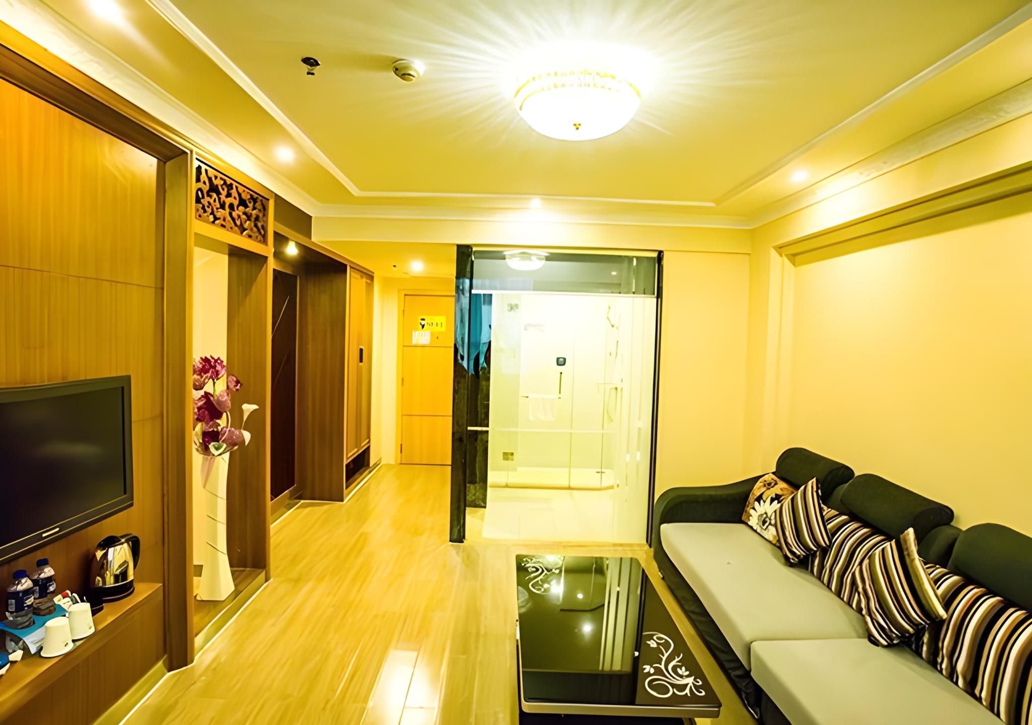 Dossen - Travel Suite