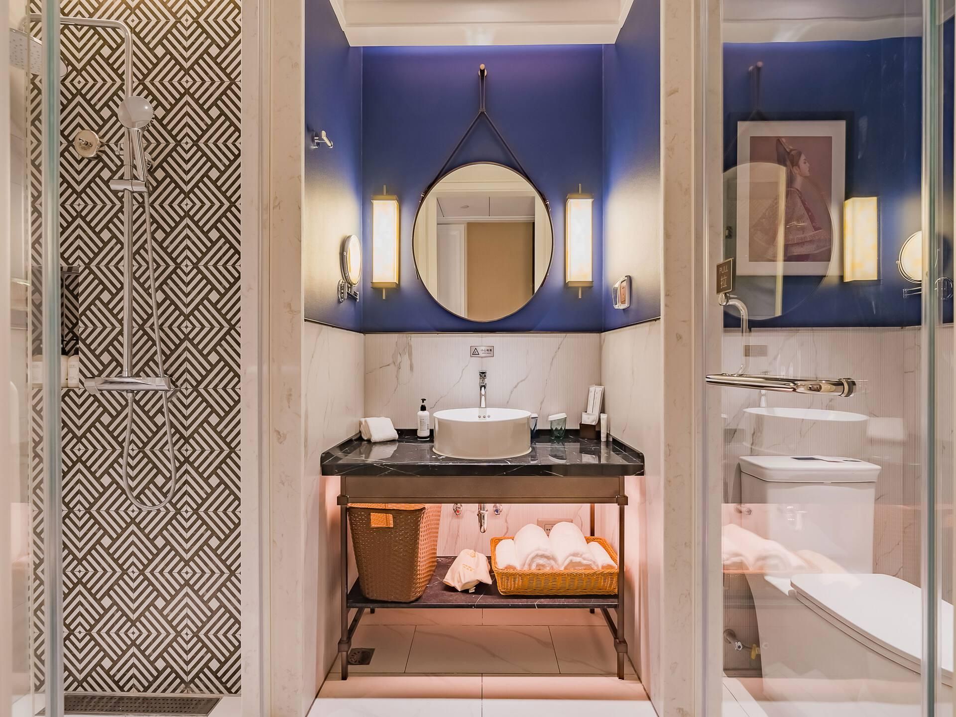 WH - Exquisite 1 Bes Roon