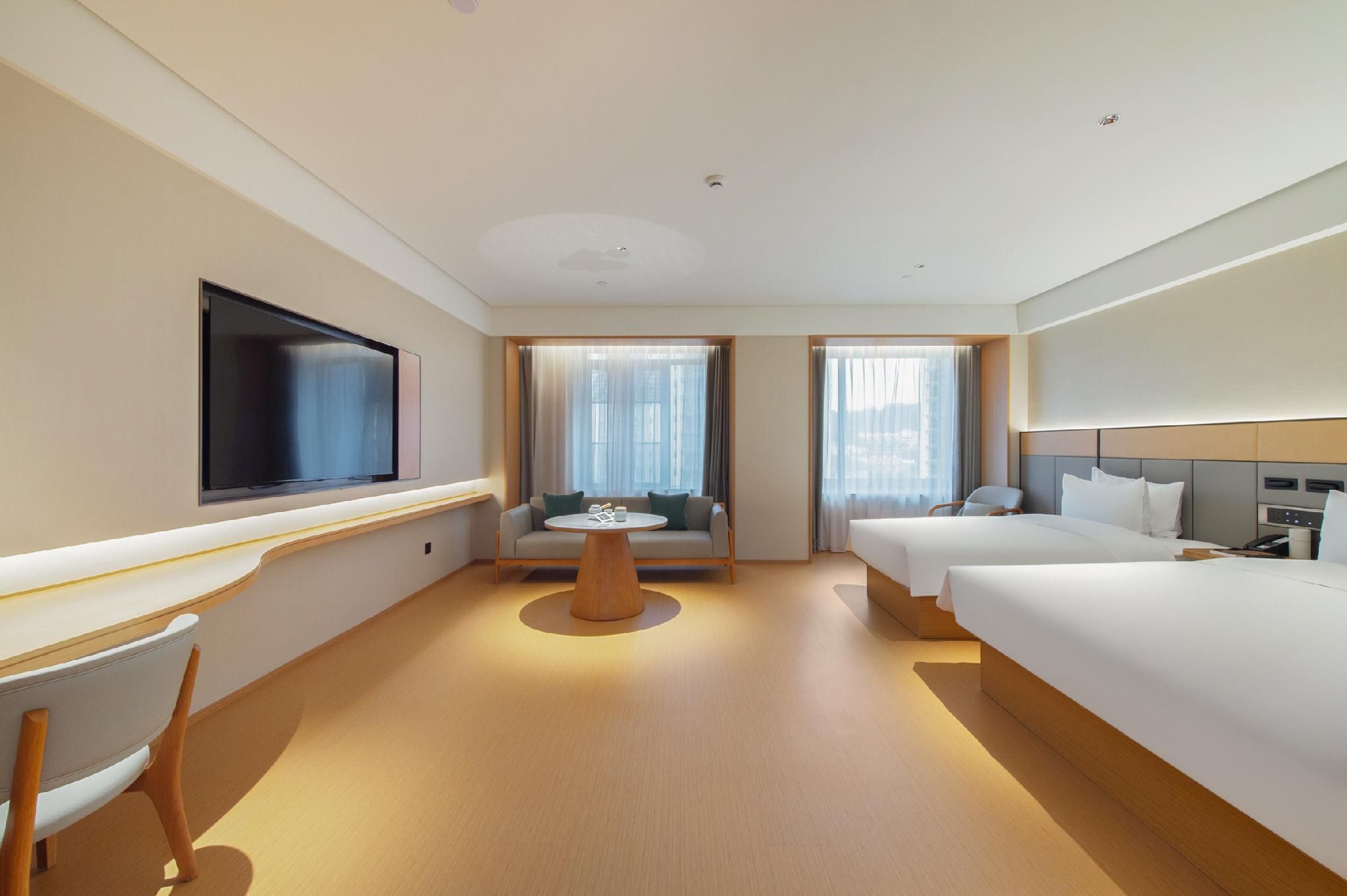 Huazhu - Family Room