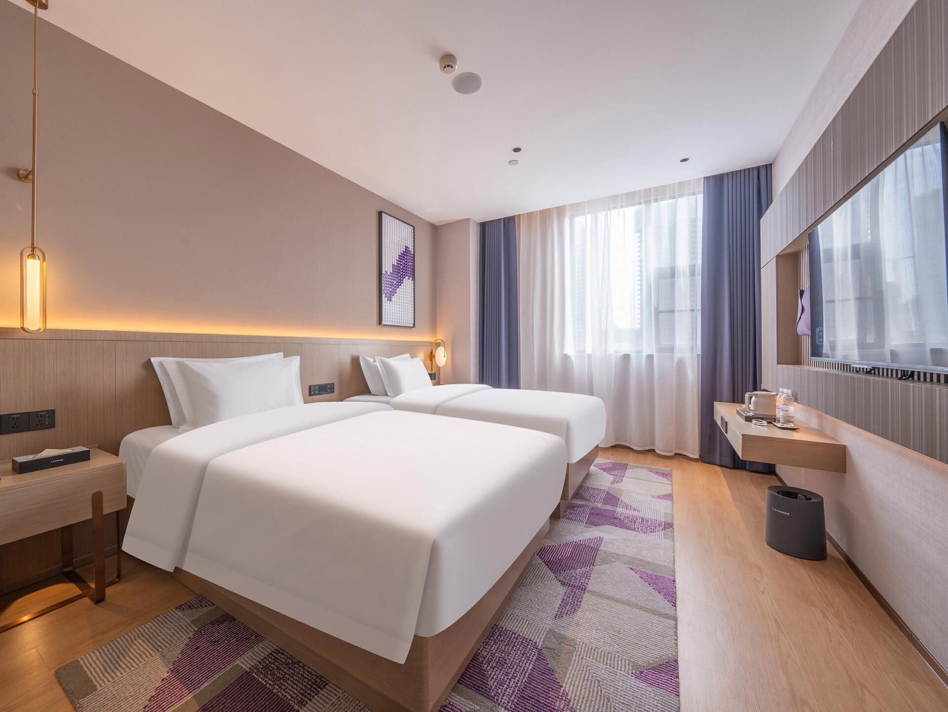 WH - Deluxe Room Twin