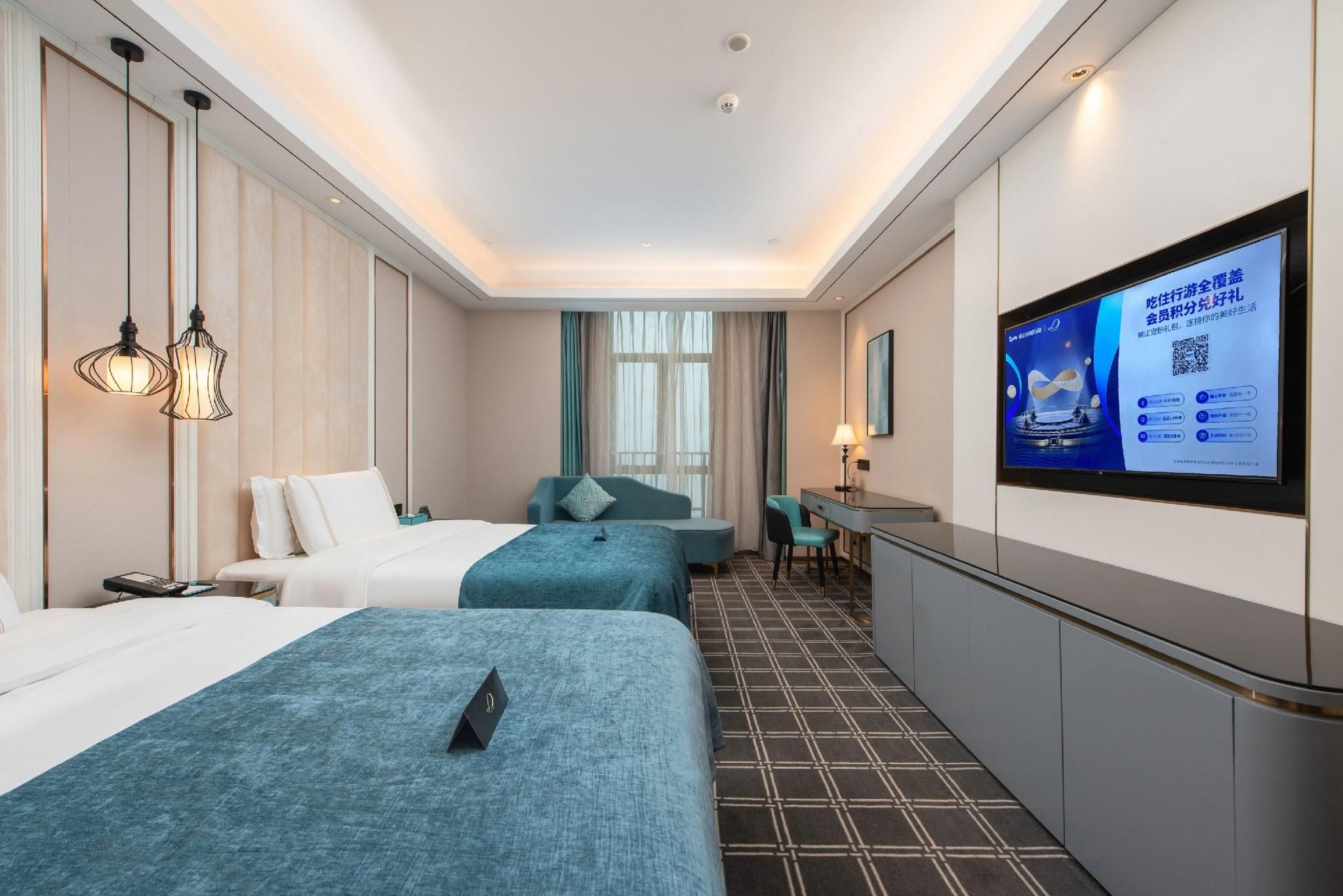 WH - Deluxe Bed Room