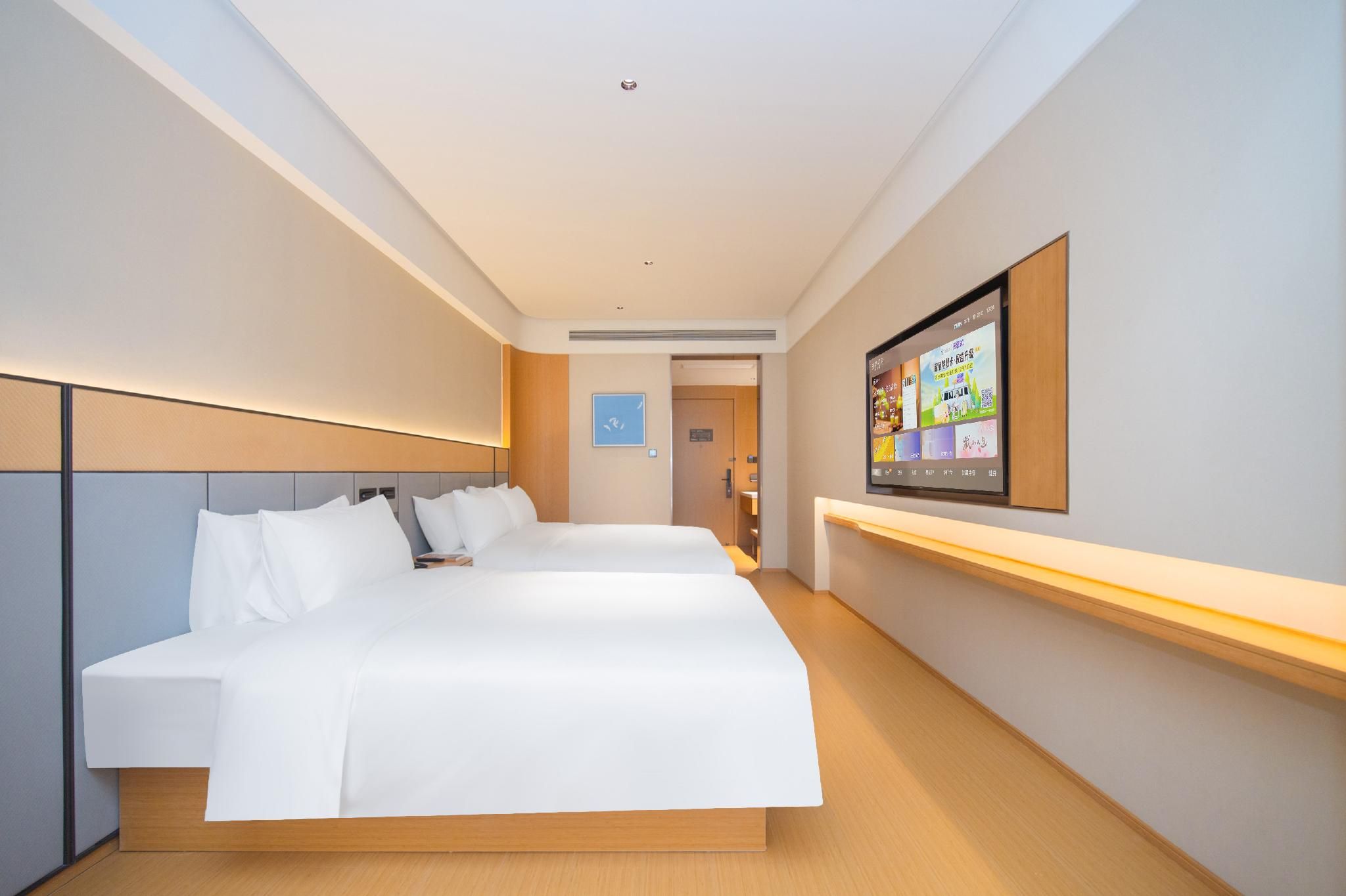 Huazhu - Family Room