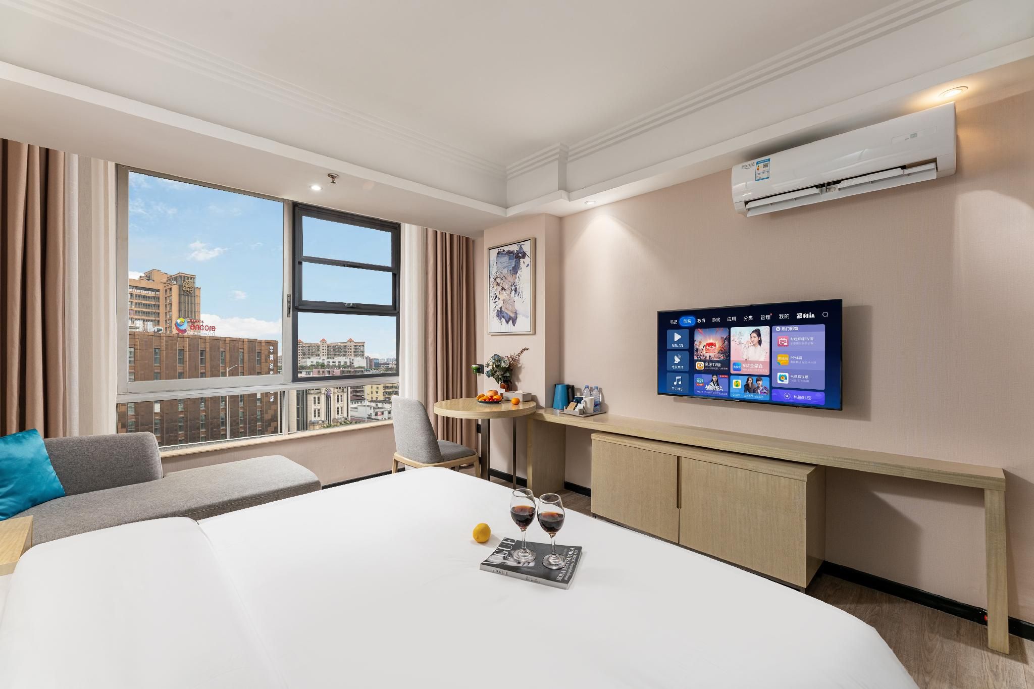 Superior Room Queen