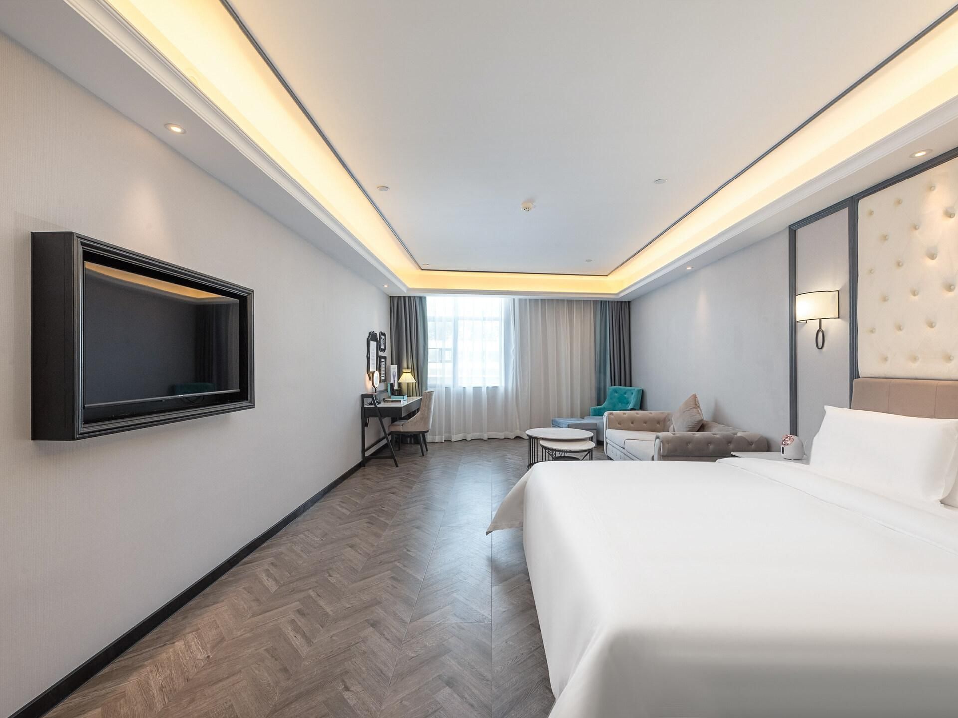 WH - Godness Romantic Bed Room