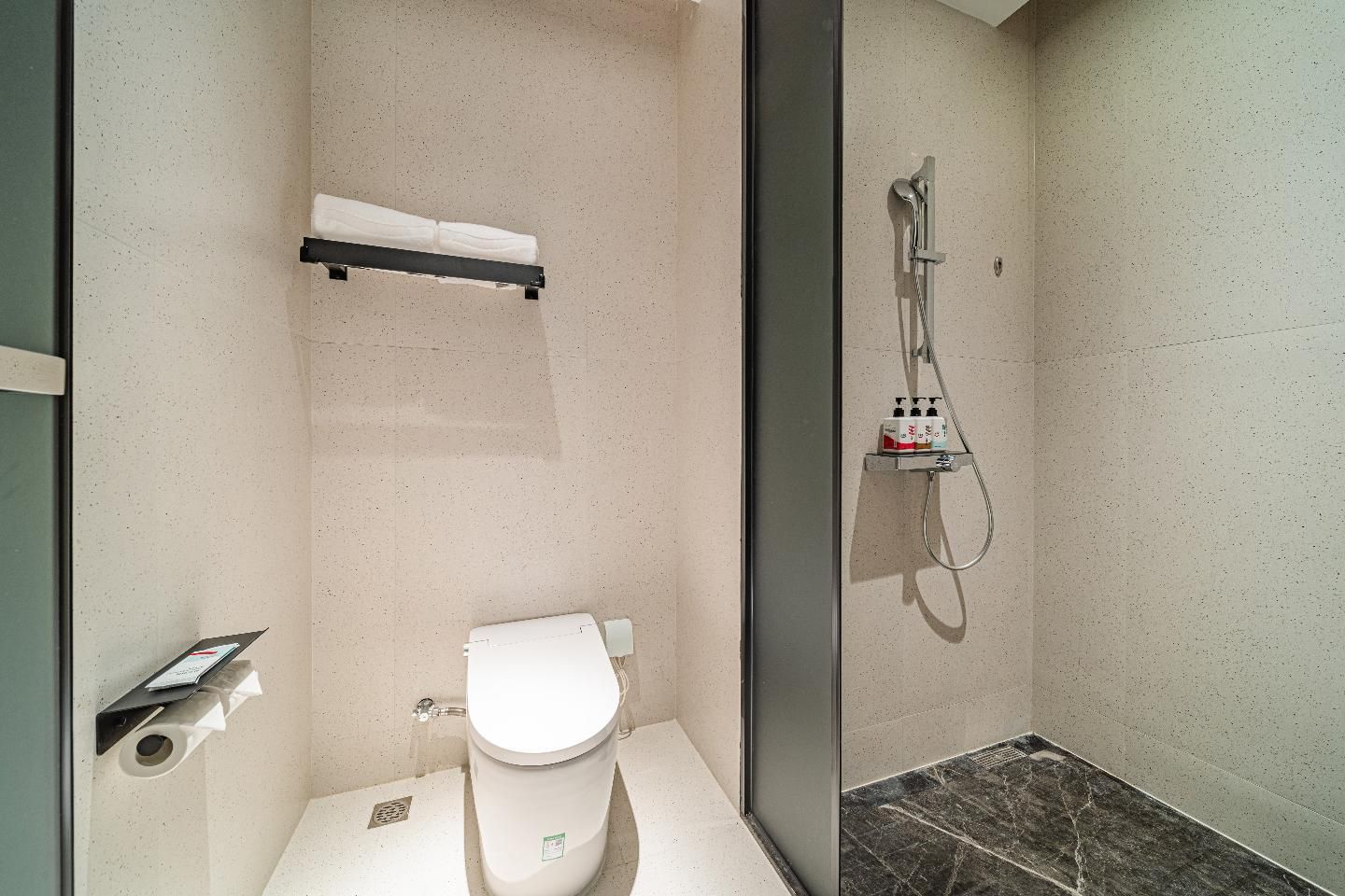 Dossen - Zhineng Deluxe Bed Room