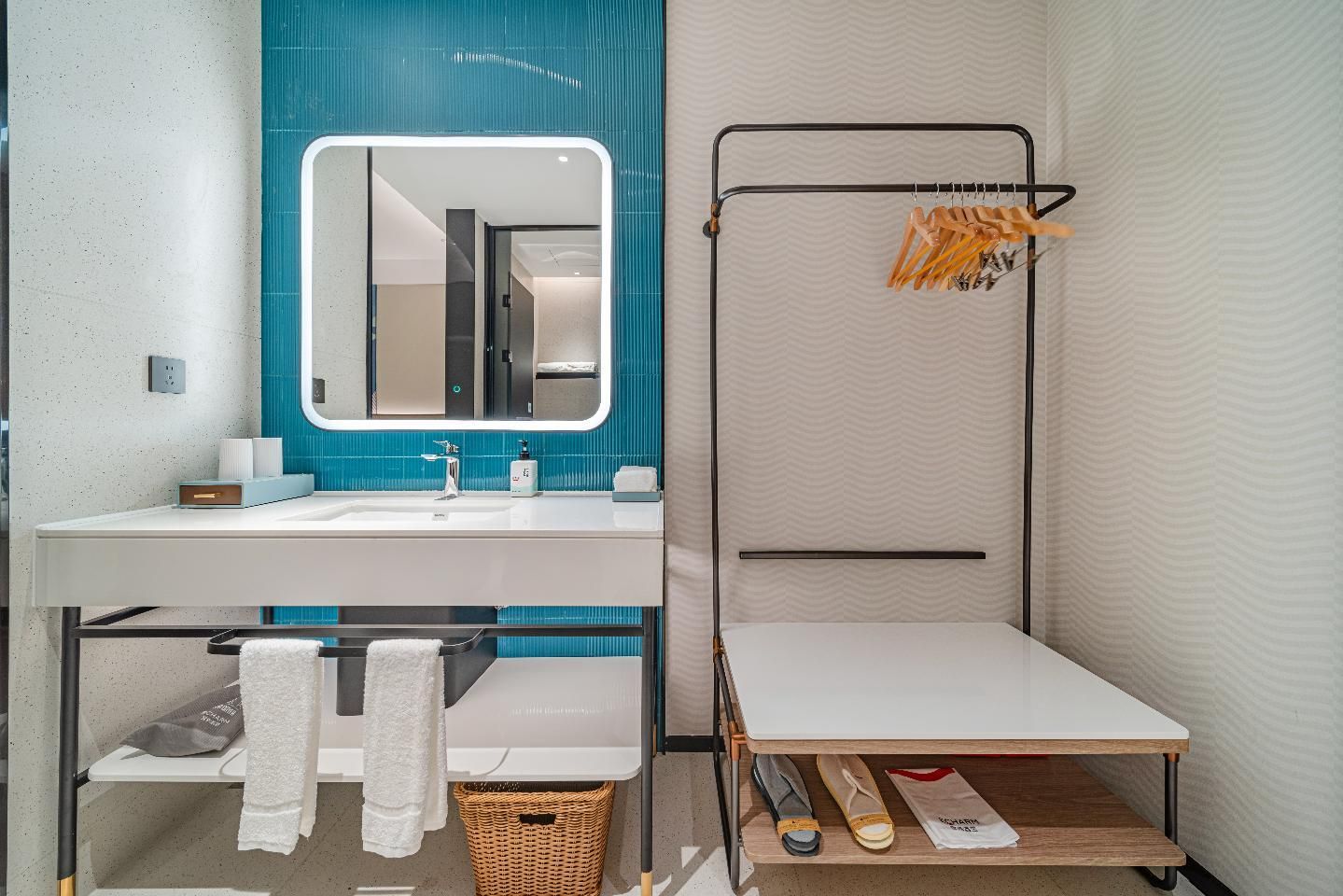 Dossen - Business Intelligent 1 Bed Room