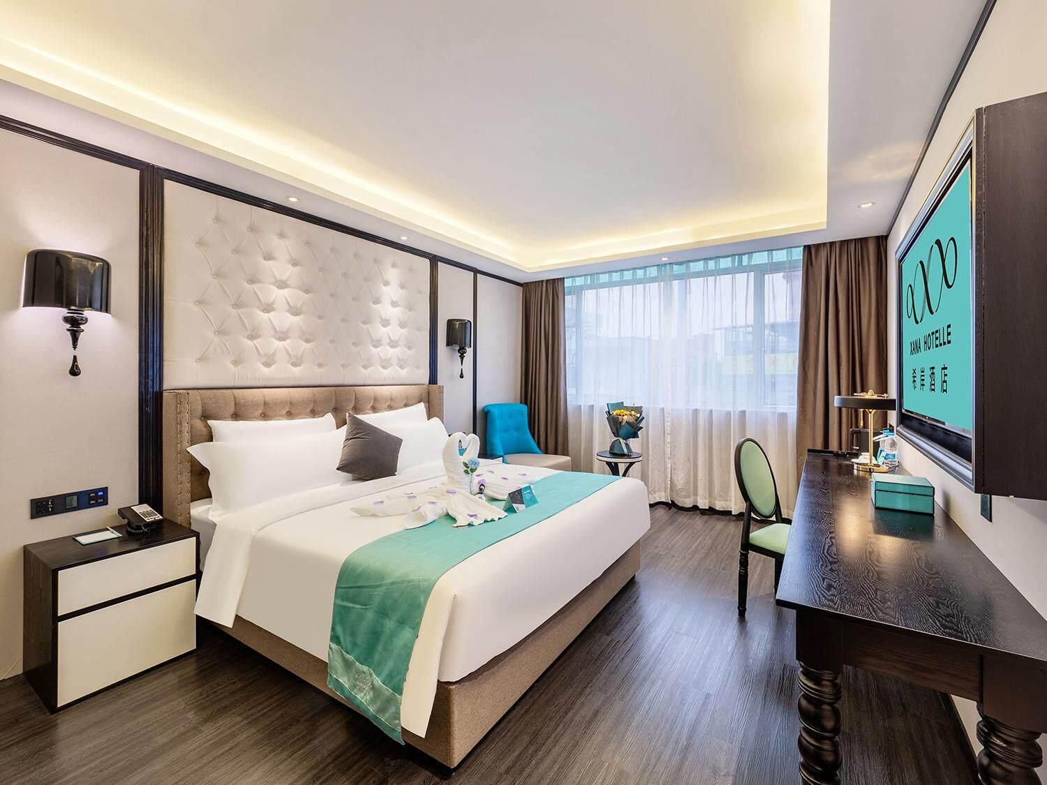 WH - Godness Romantic Bed Room