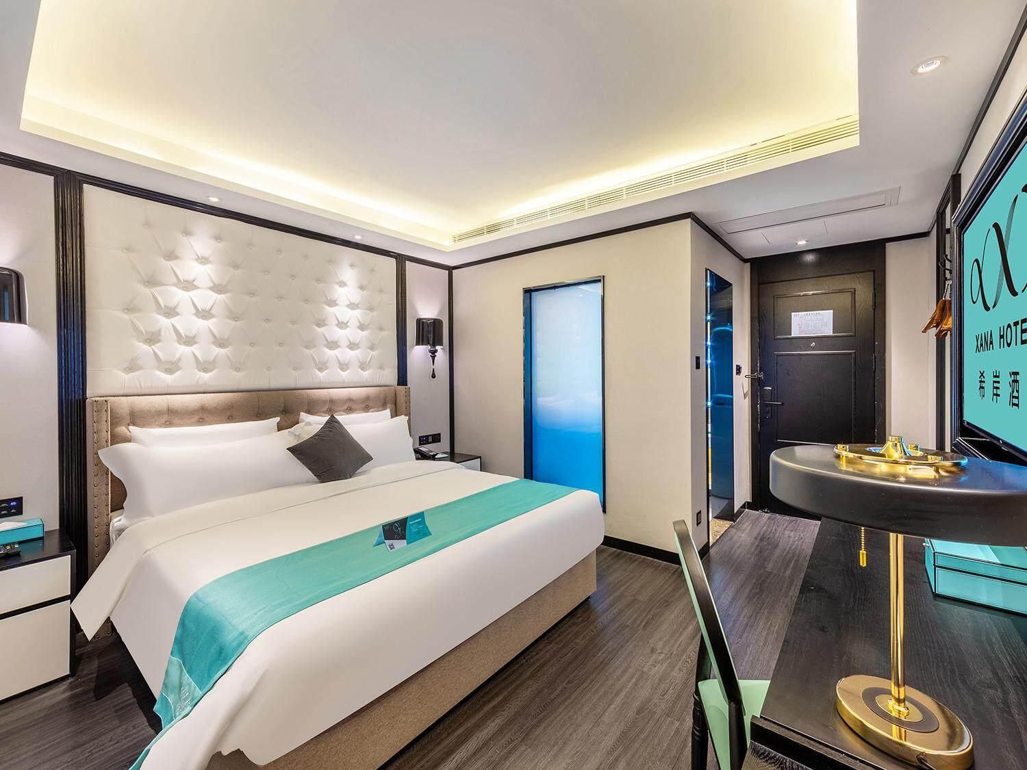 Xana - Deluxe Bed Room