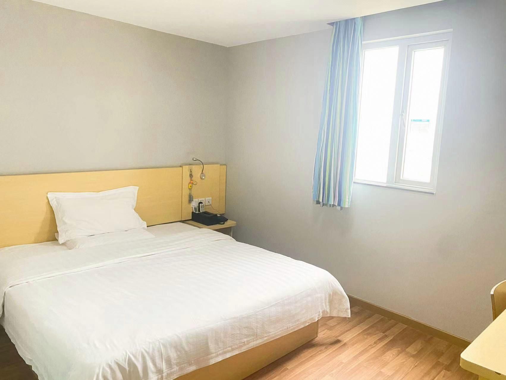 Select Bed Room