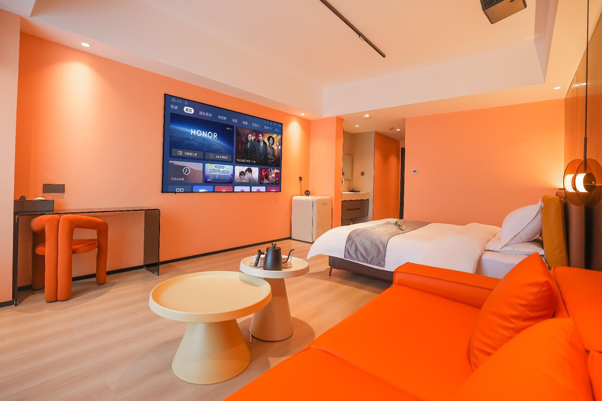 Deluxe King Double Room