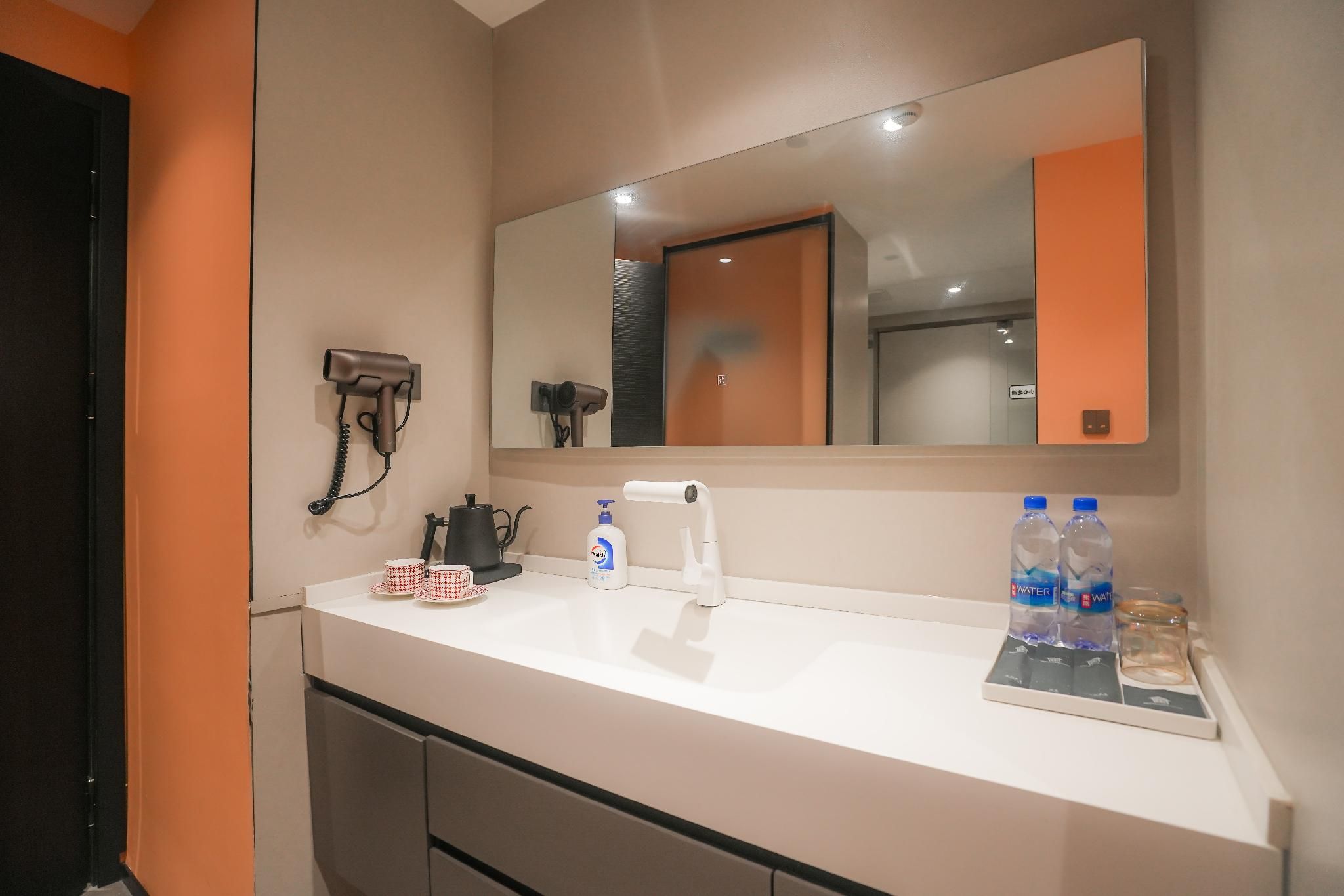 Deluxe King Double Room