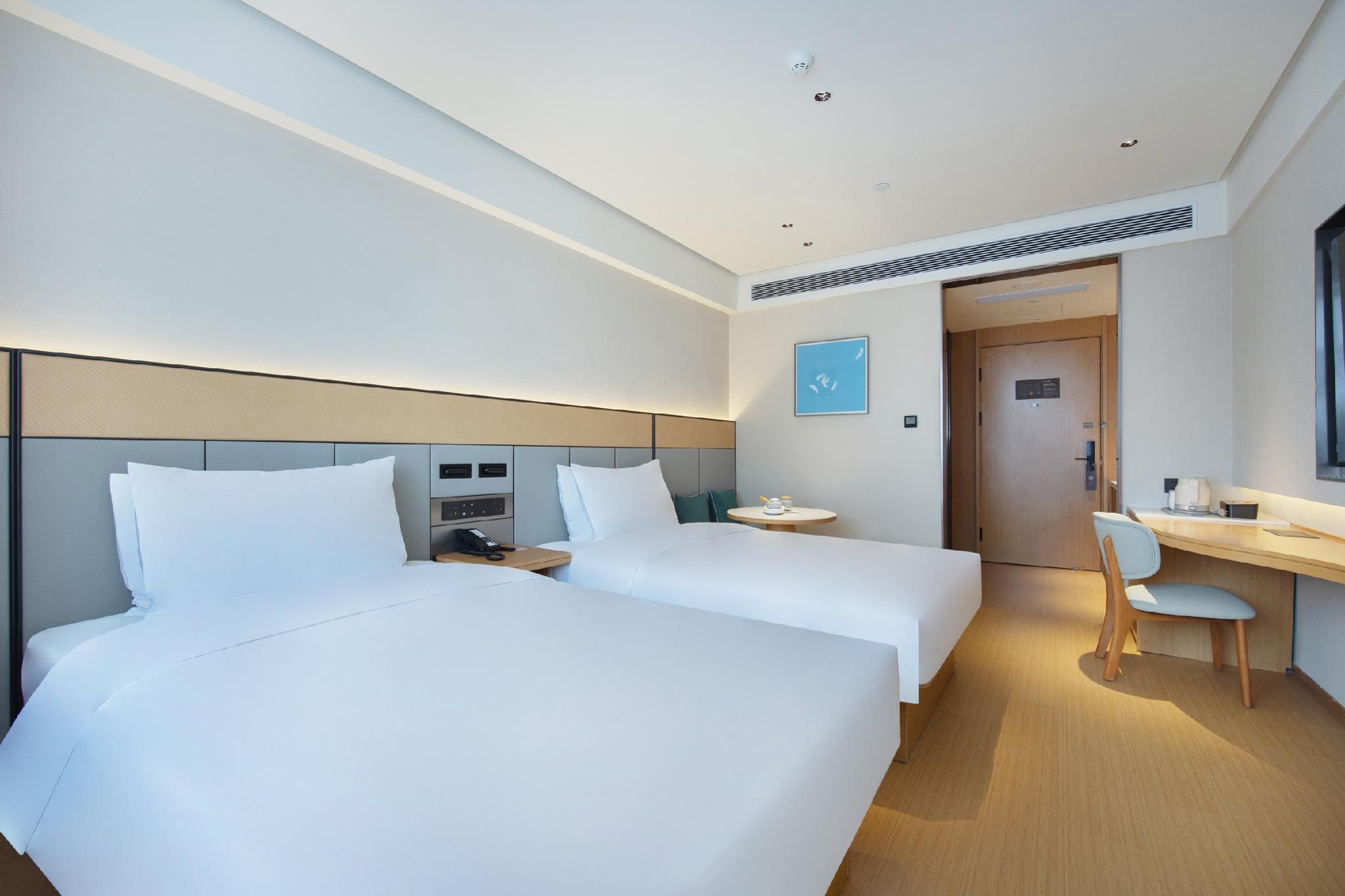 Twin Superior Room