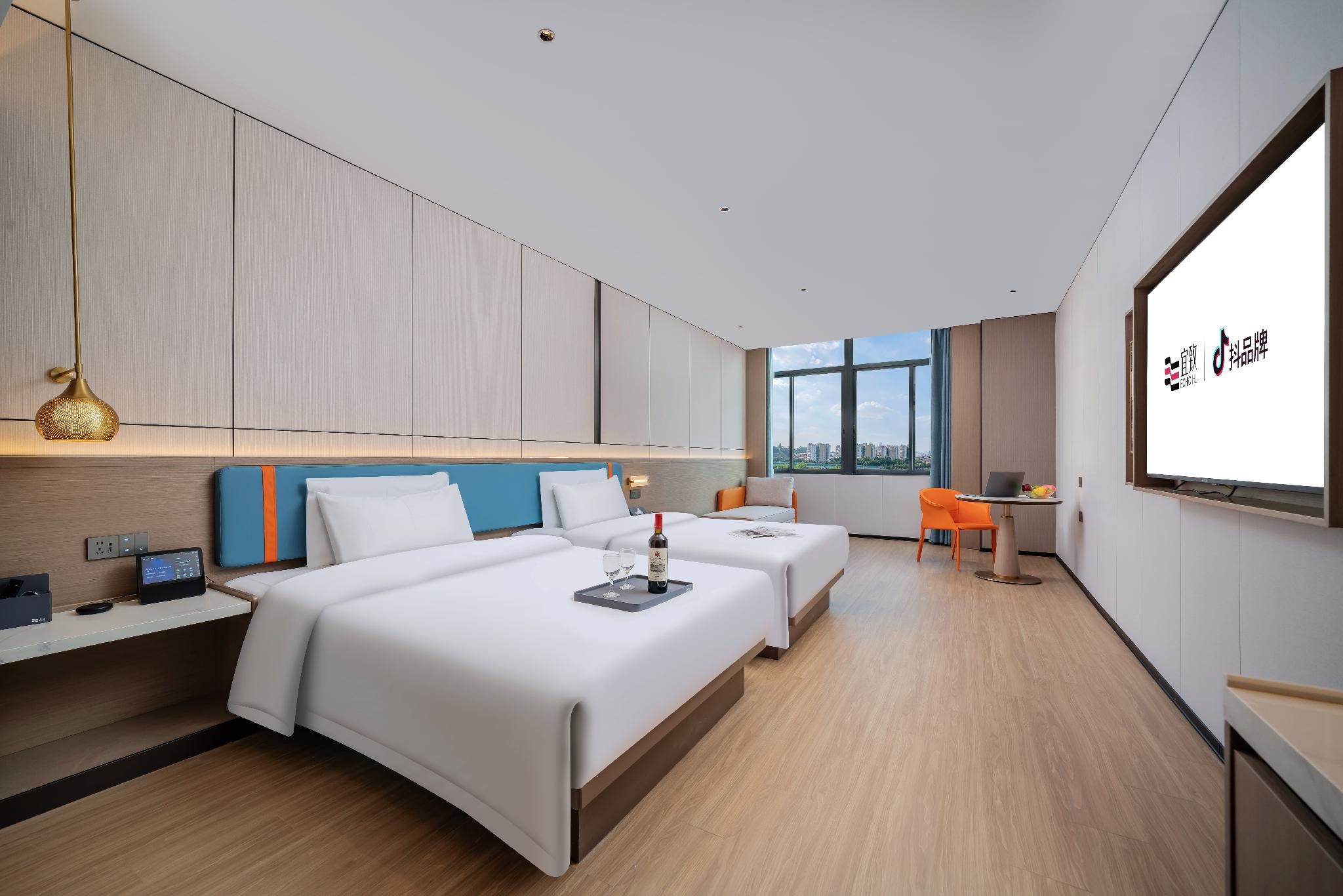 2 Bed Twin Superior Room