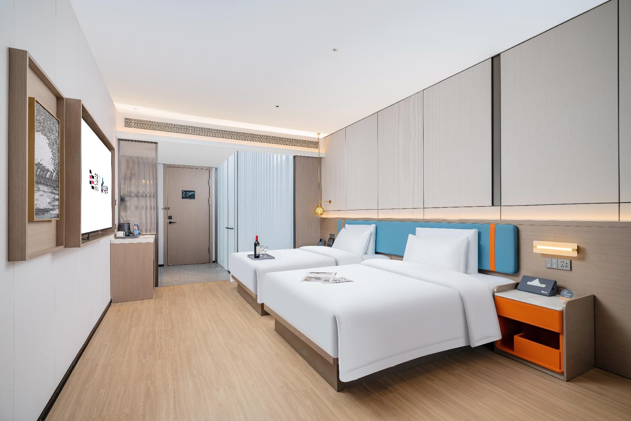 2 Bed Twin Superior Room